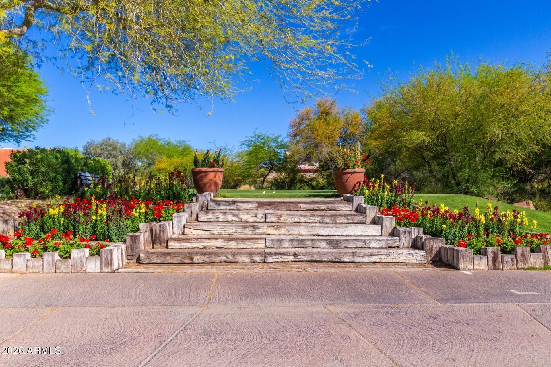 RED MOUNTAIN RANCH - Residential