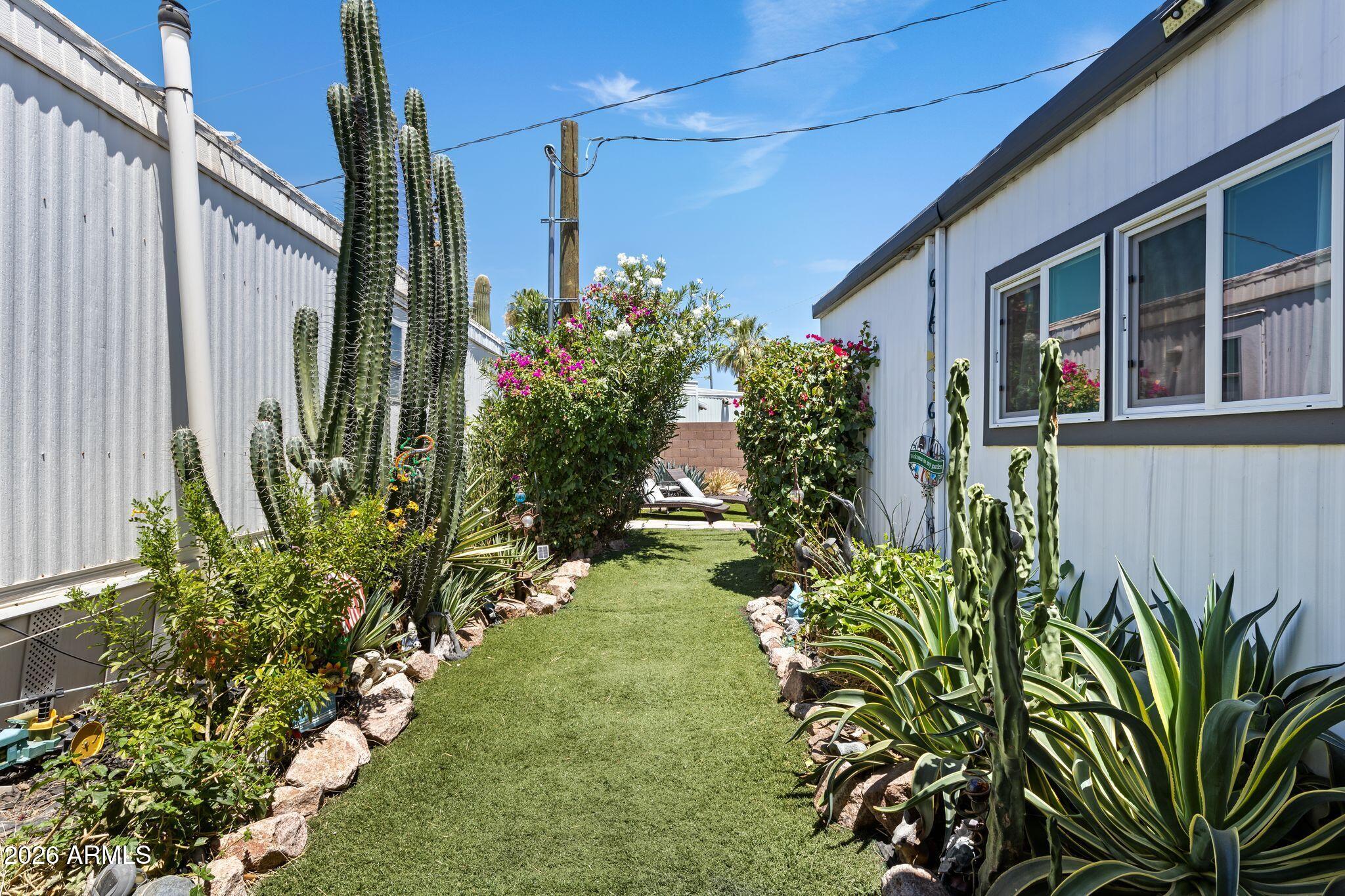 Deserama - Residential