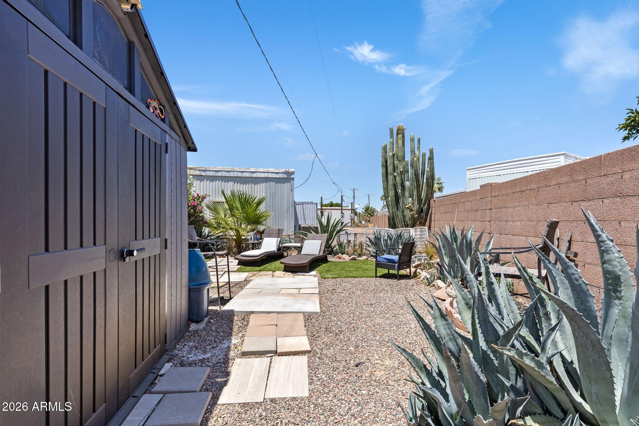 Deserama - Residential