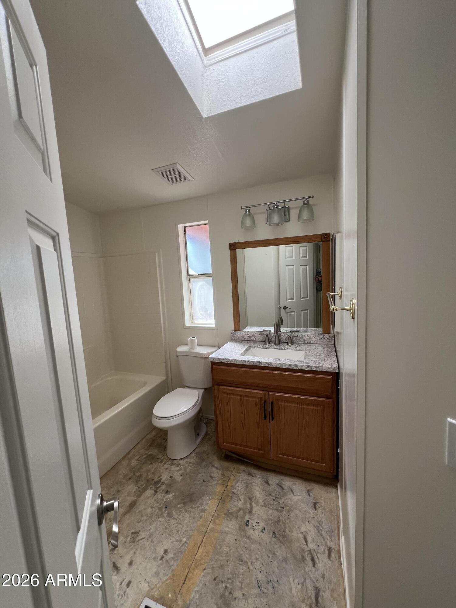WHISPERING RANCH UNIT 3 BLK 4 - Residential