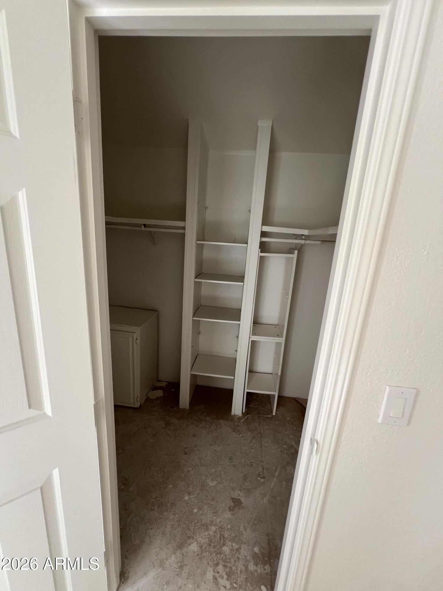 WHISPERING RANCH UNIT 3 BLK 4 - Residential