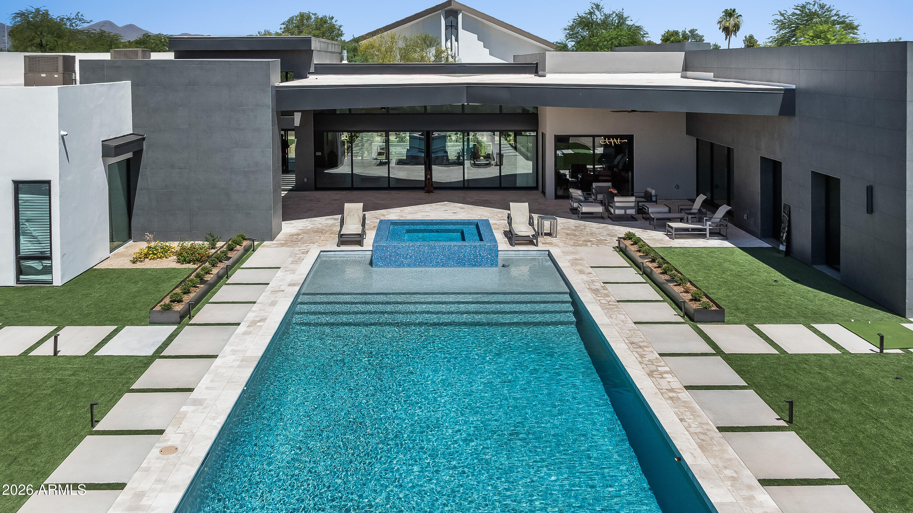 DESERT VILLA - Residential