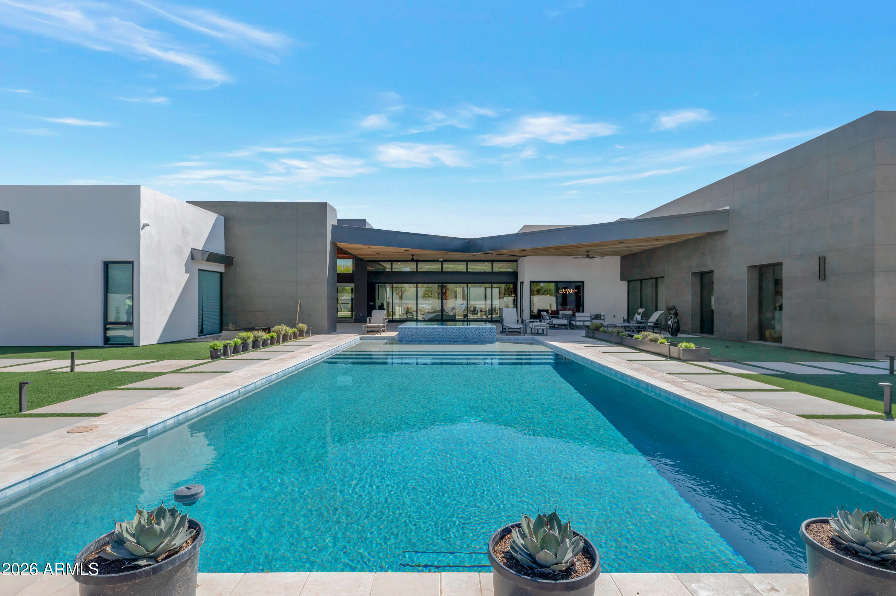 DESERT VILLA - Residential