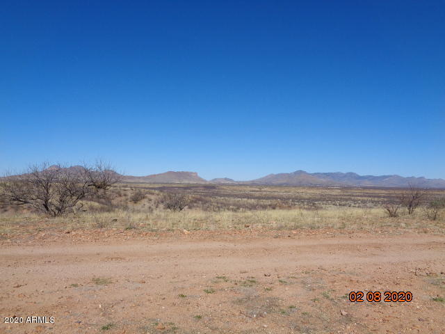 LAZY DS RANCH ESTATES - Residential