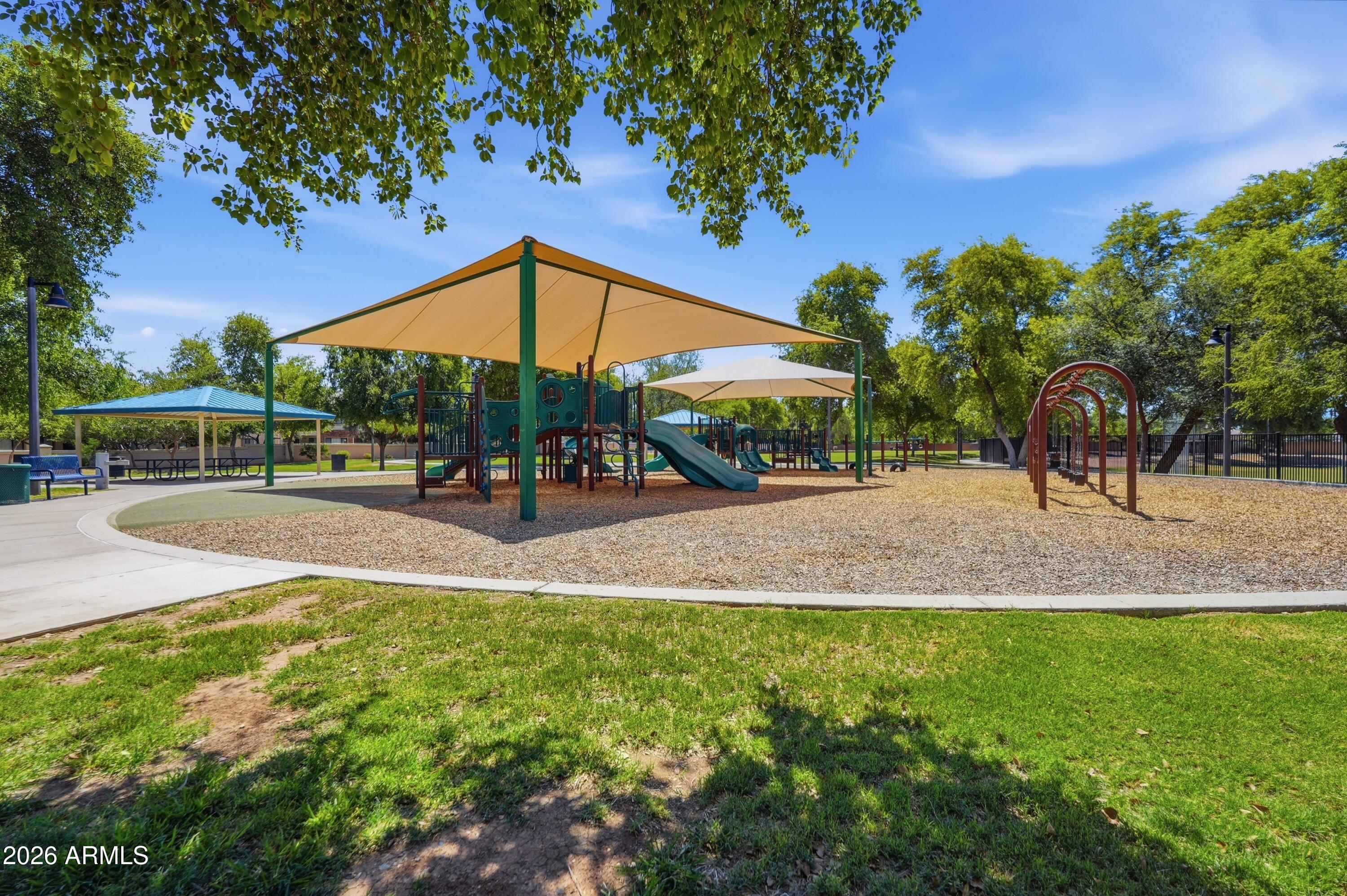 OCOTILLO LAKES - Residential