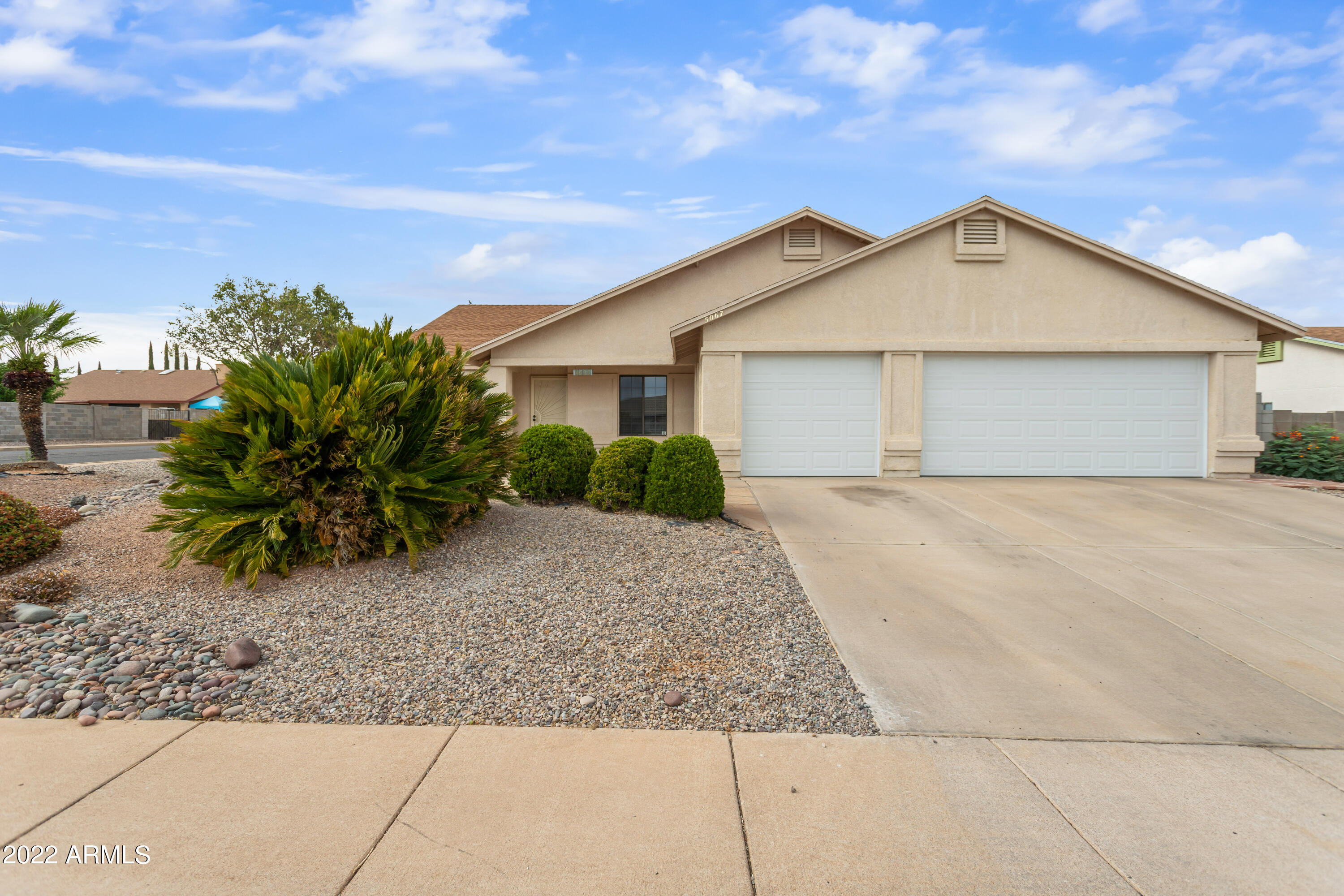 MISSION HILLS ESTATES TR UNIT 115 - Residential