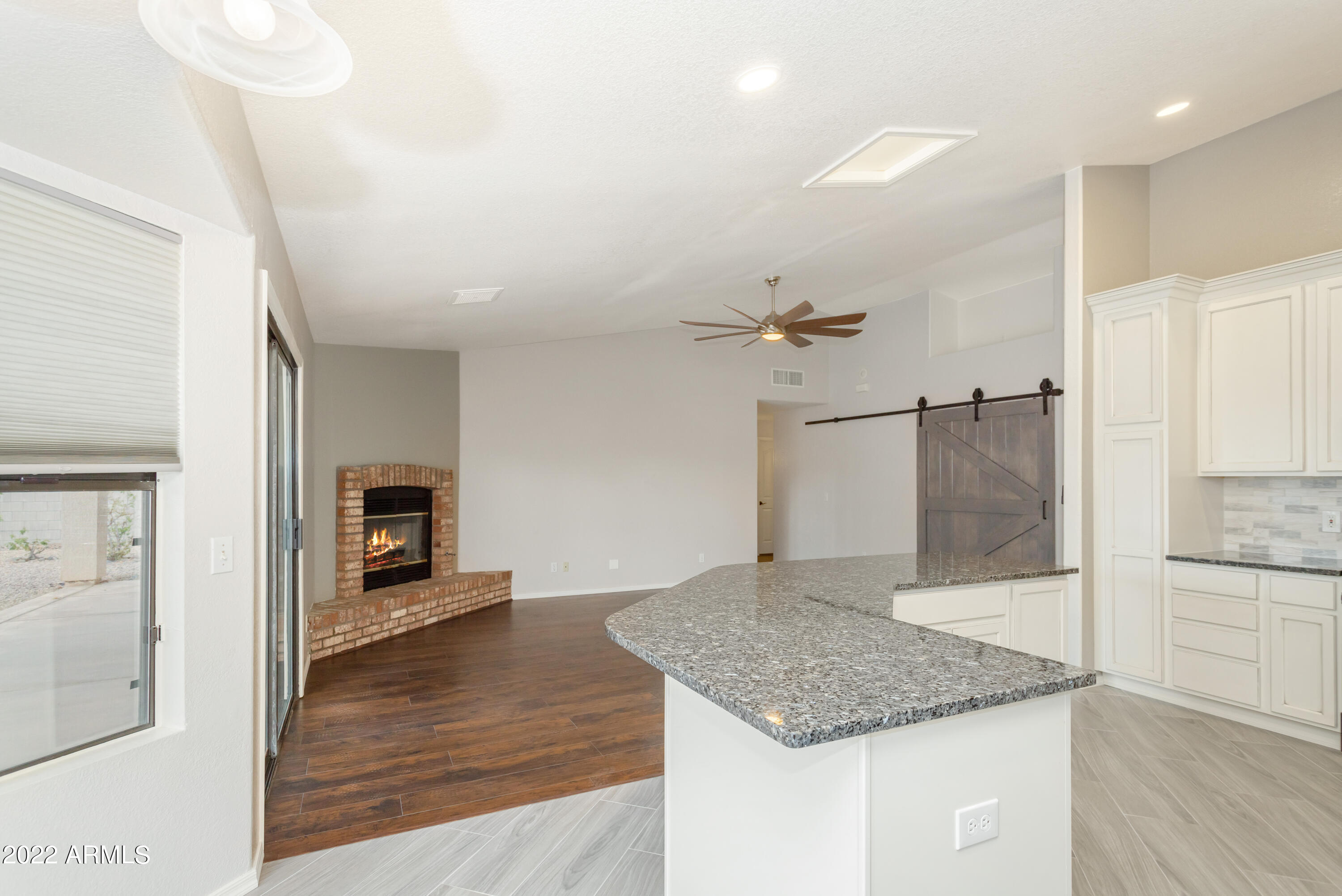 MISSION HILLS ESTATES TR UNIT 115 - Residential