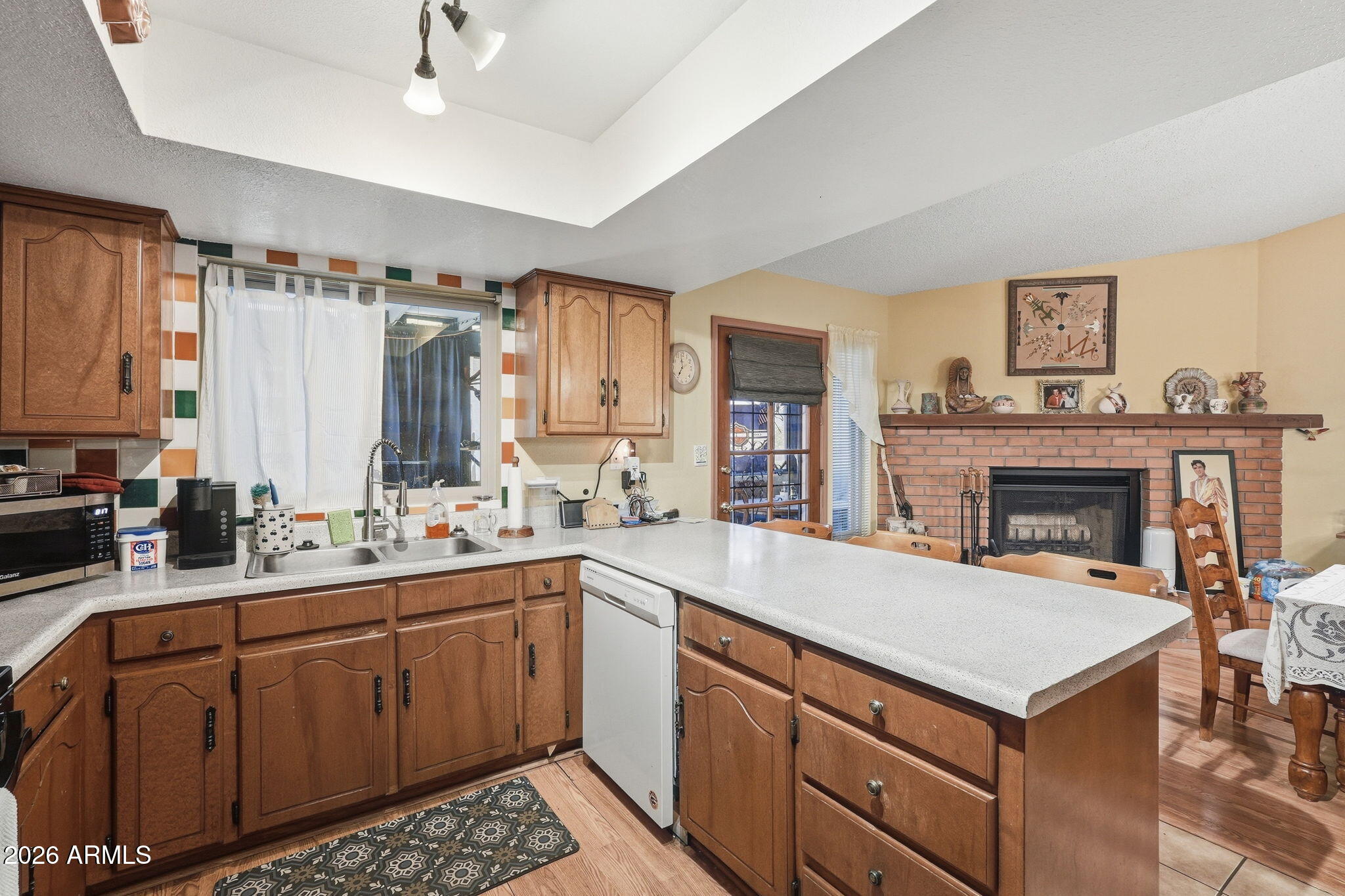 SUMMIT MEADOWS - Residential
