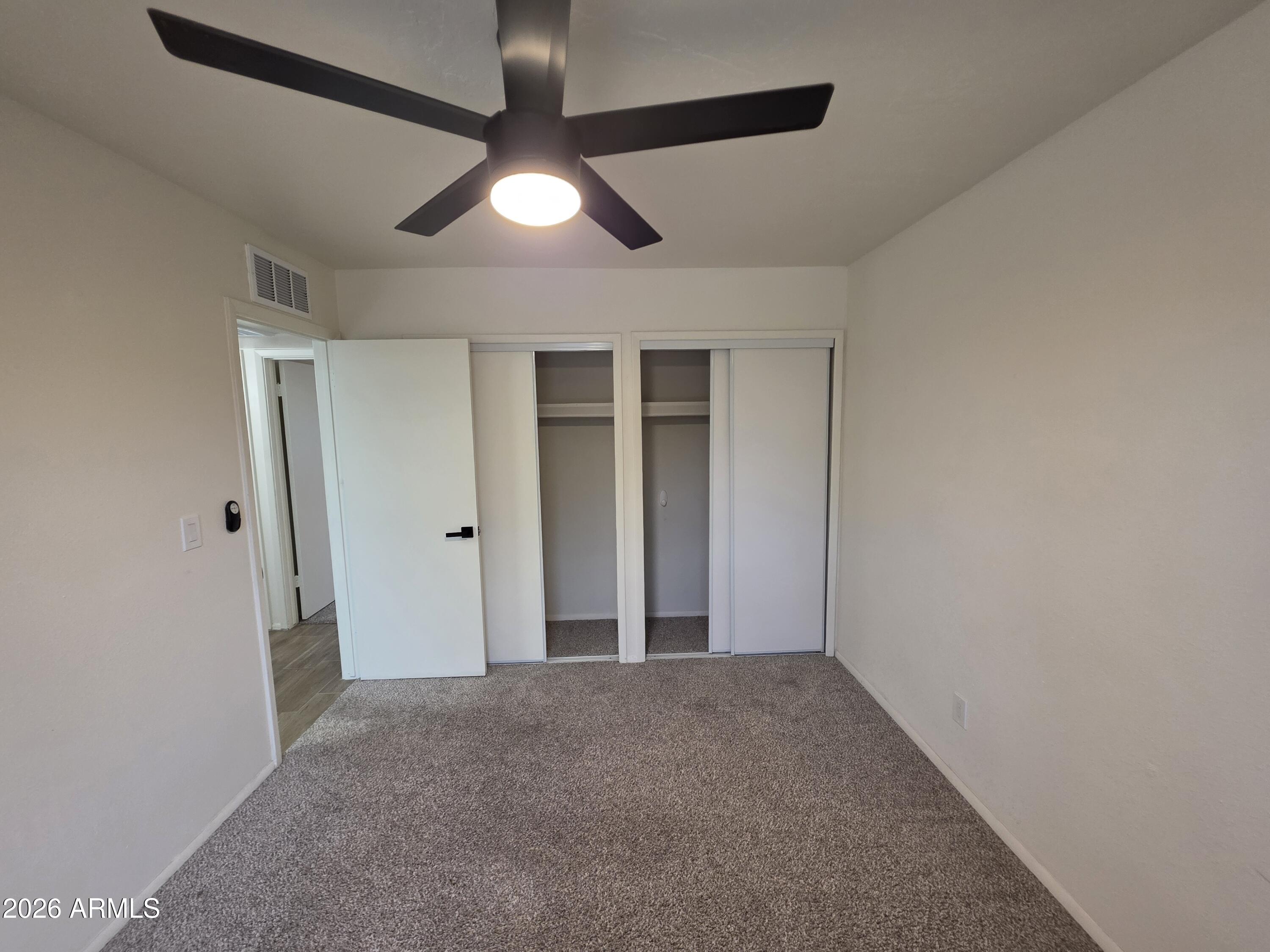 PARADISE VALLEY MANOR 3-B - Residential Lease