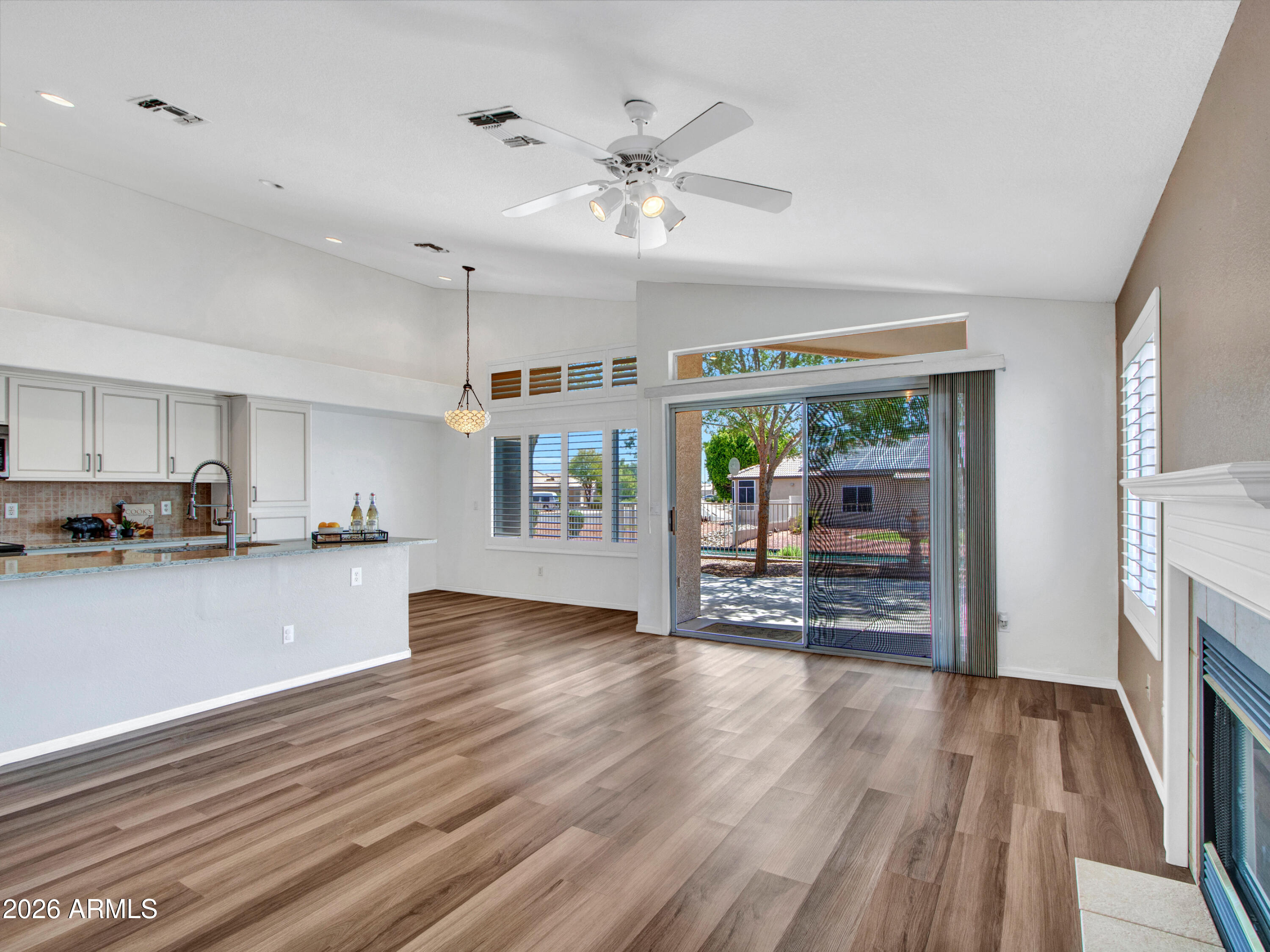 BAY POINTE AT VENTANA LAKES - Residential