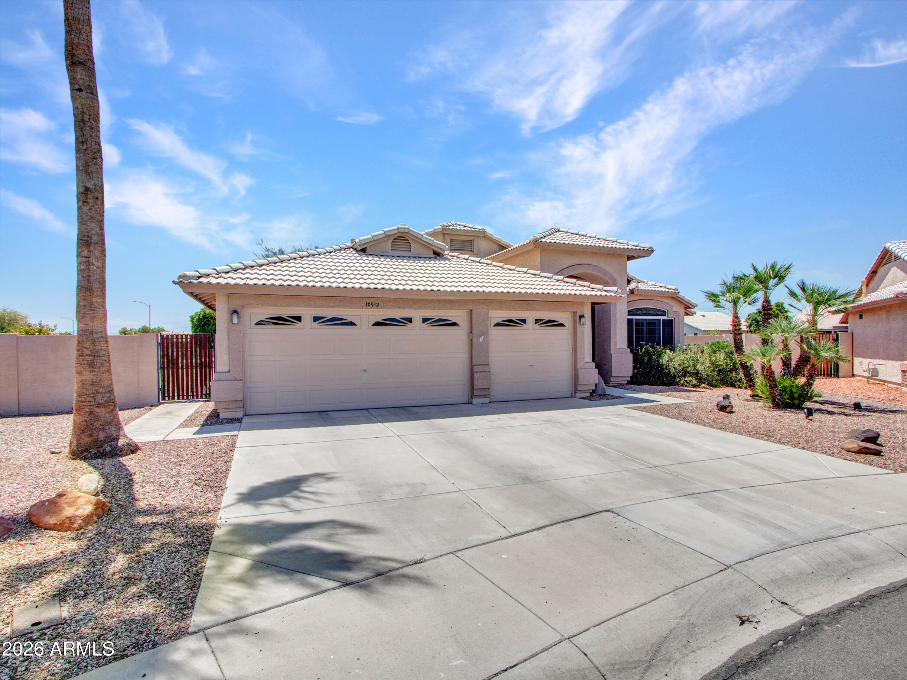 BAY POINTE AT VENTANA LAKES - Residential