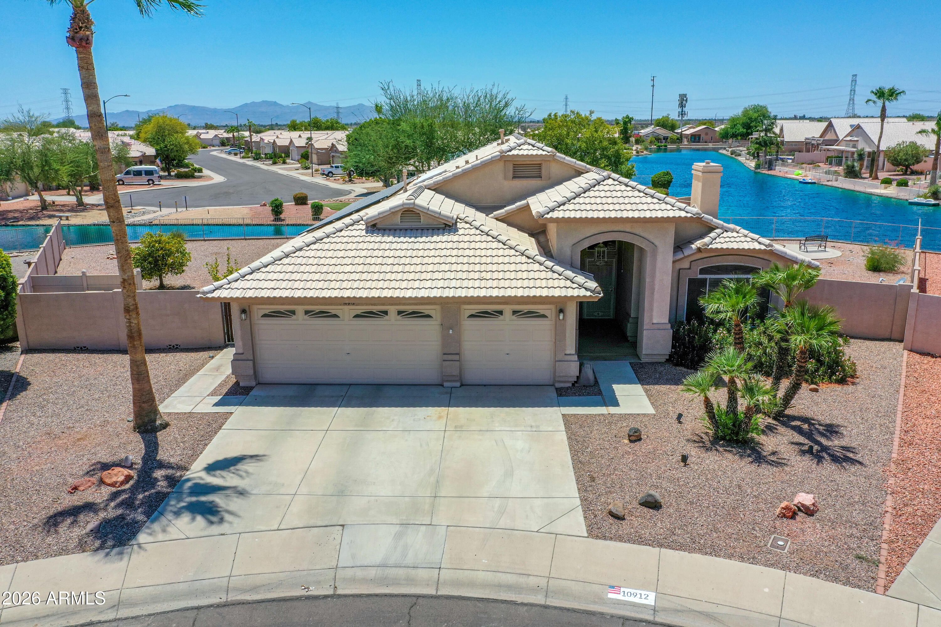 BAY POINTE AT VENTANA LAKES - Residential
