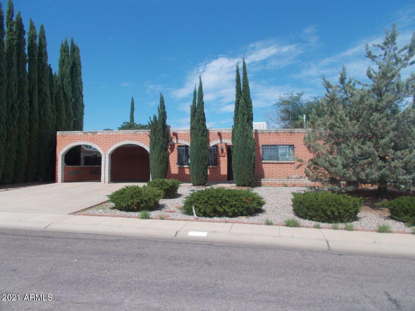 Spacious home in the PDS elementary subdivision. 3 bedroom 2 bath and 1647 sq ft. Walking distance to elementary school, bus routes to Buena High. You'll love the convenience of the location. Easy access to most of Sierra Vista's popular spots. Ceramic tile in living areas and carpet in bedrooms.