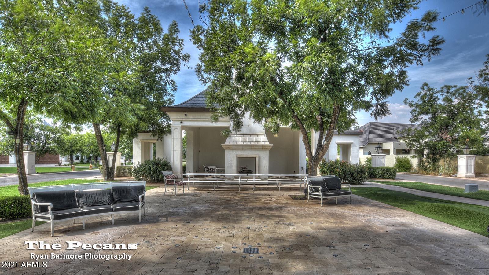 The Pecans - Residential