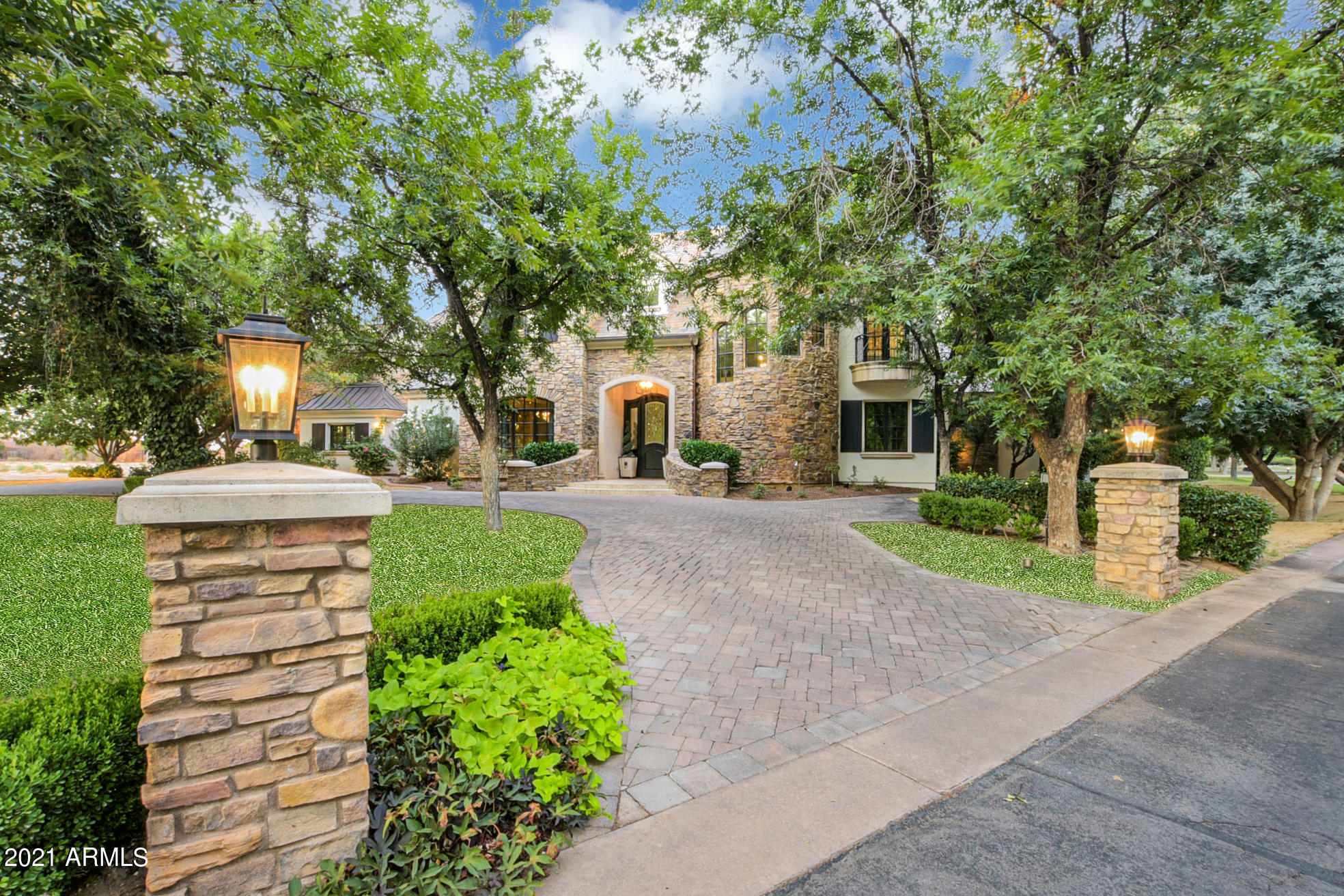The Pecans - Residential
