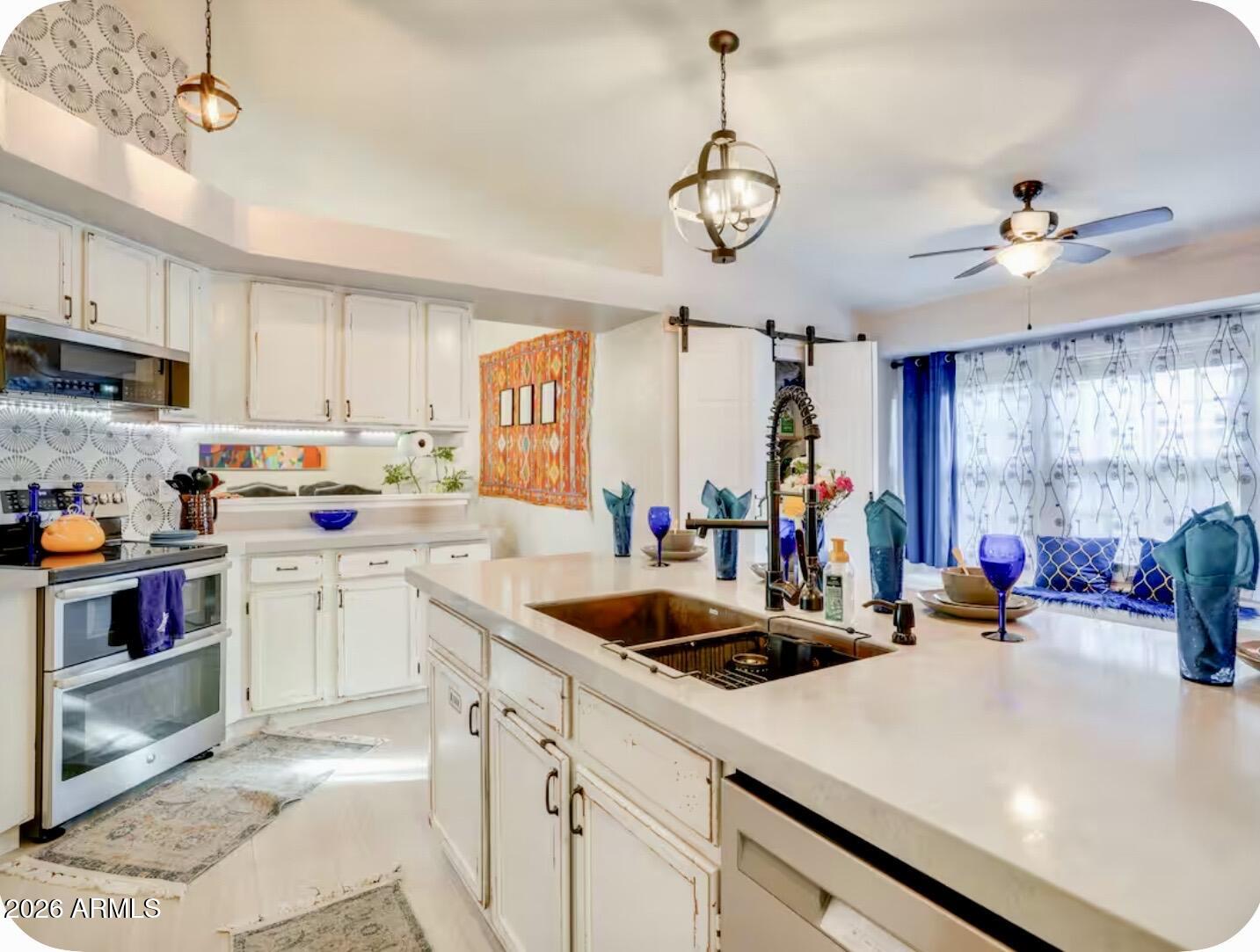 VILLAGE AT TIBURON UNIT 2 - Residential