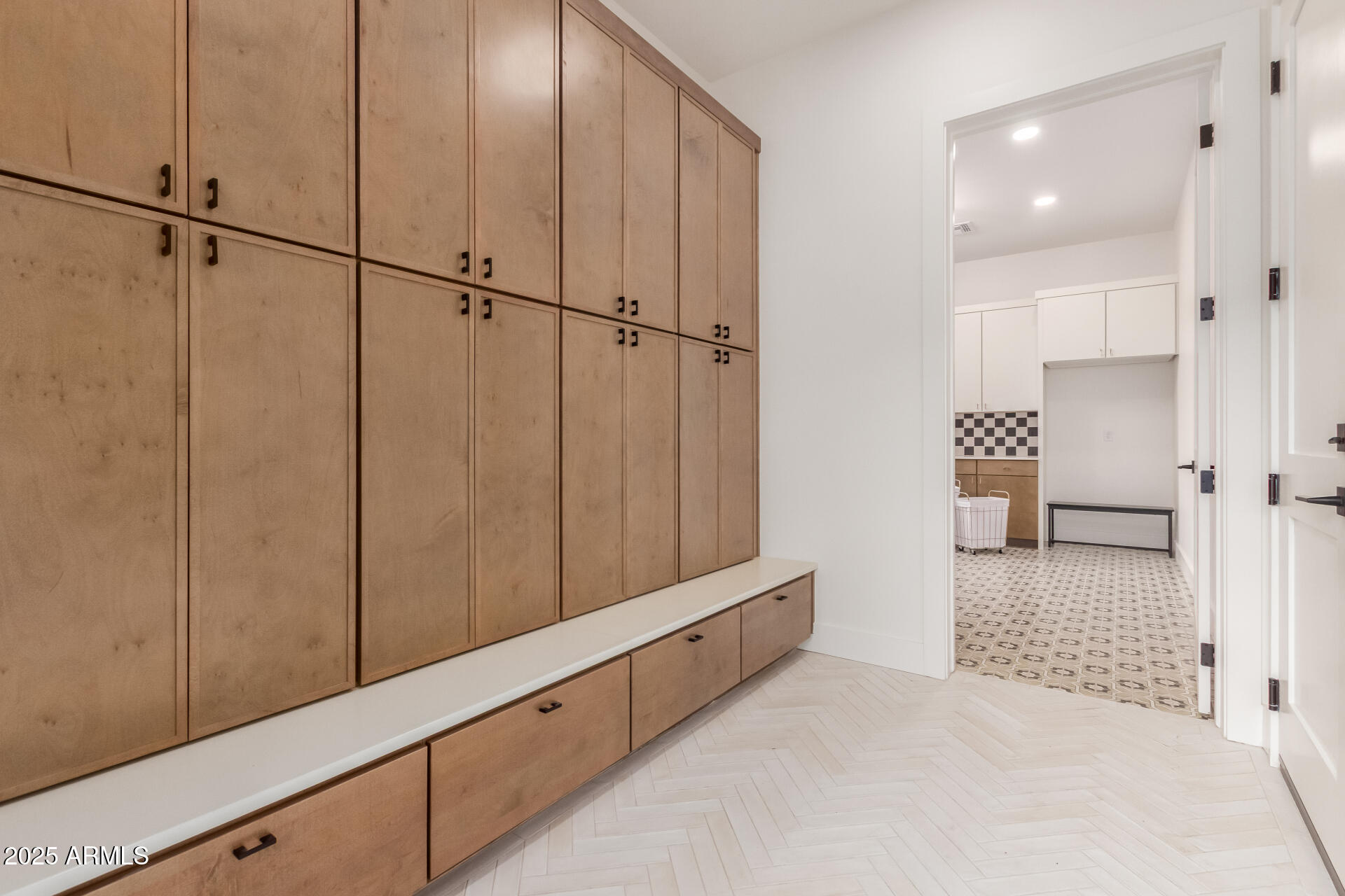 WEST VILLAGE OF SANTAN LAKESIDE ESTATES 2 LTS 1-20 - Residential