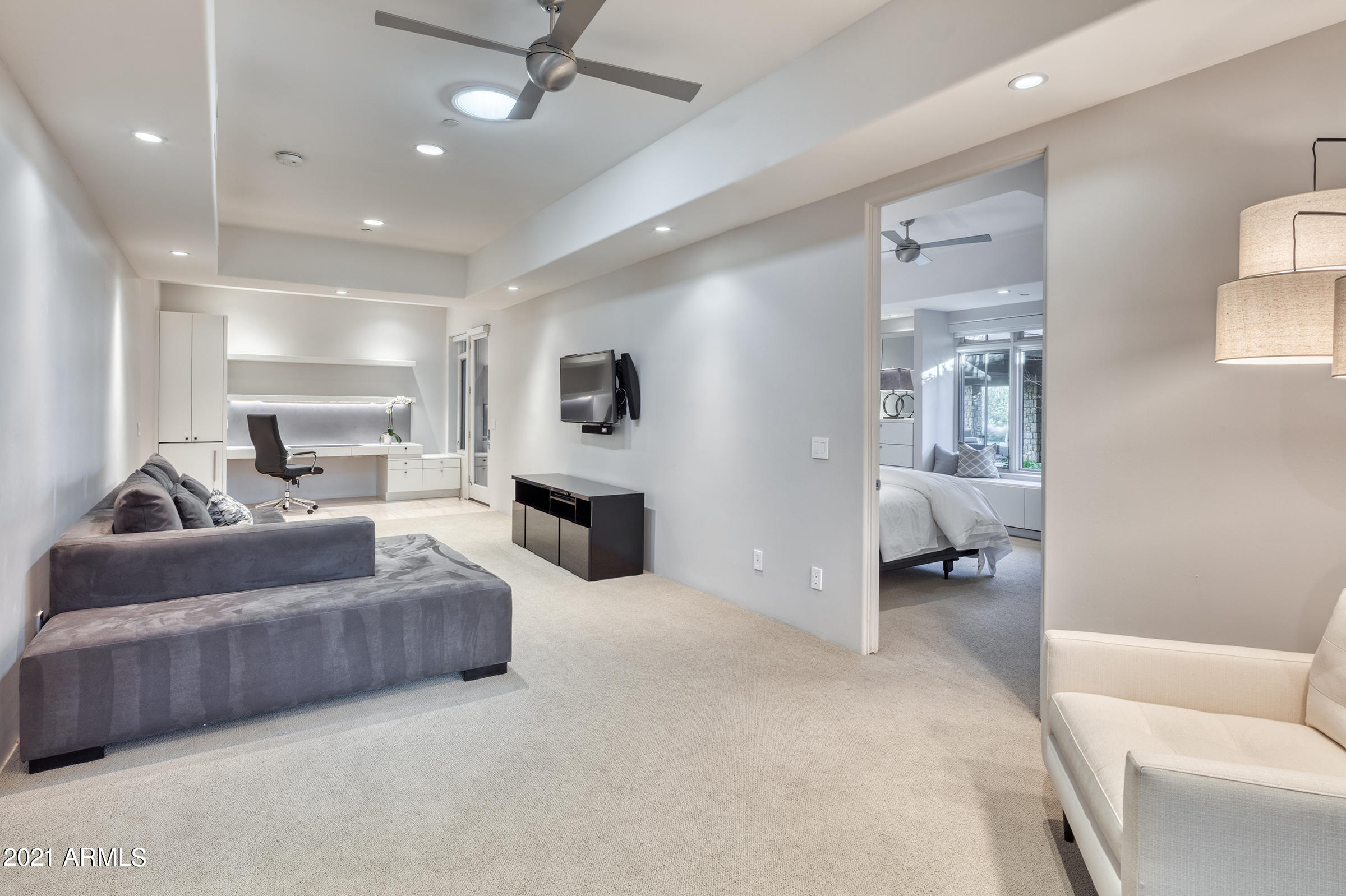 SHOEN ESTATES - Residential