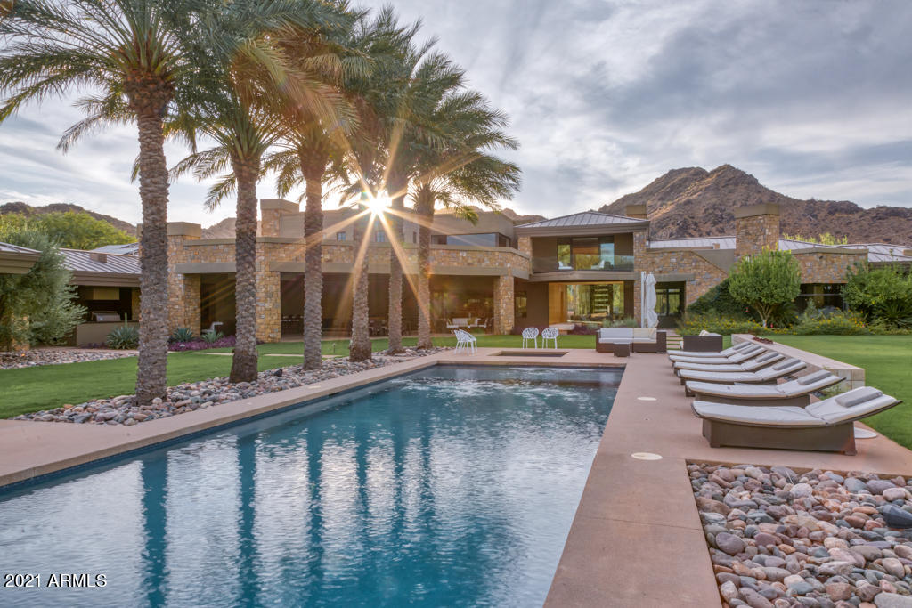 SHOEN ESTATES - Residential