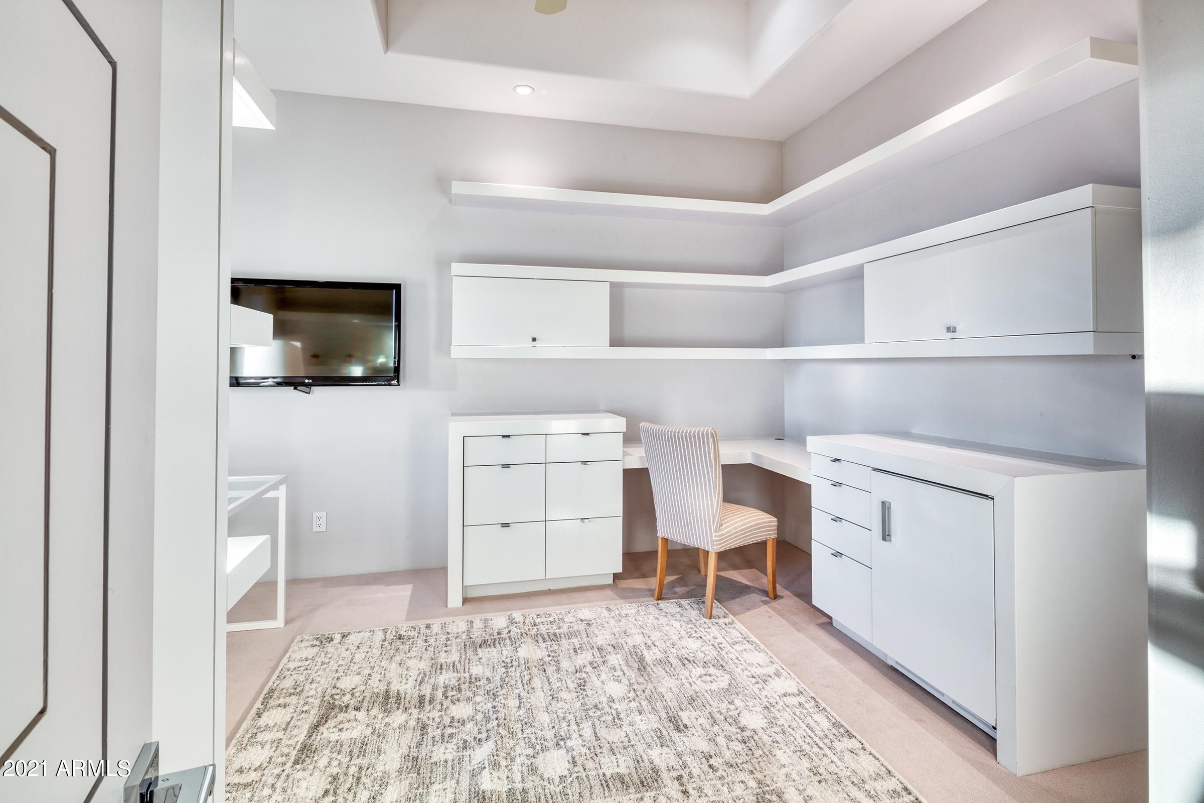 SHOEN ESTATES - Residential