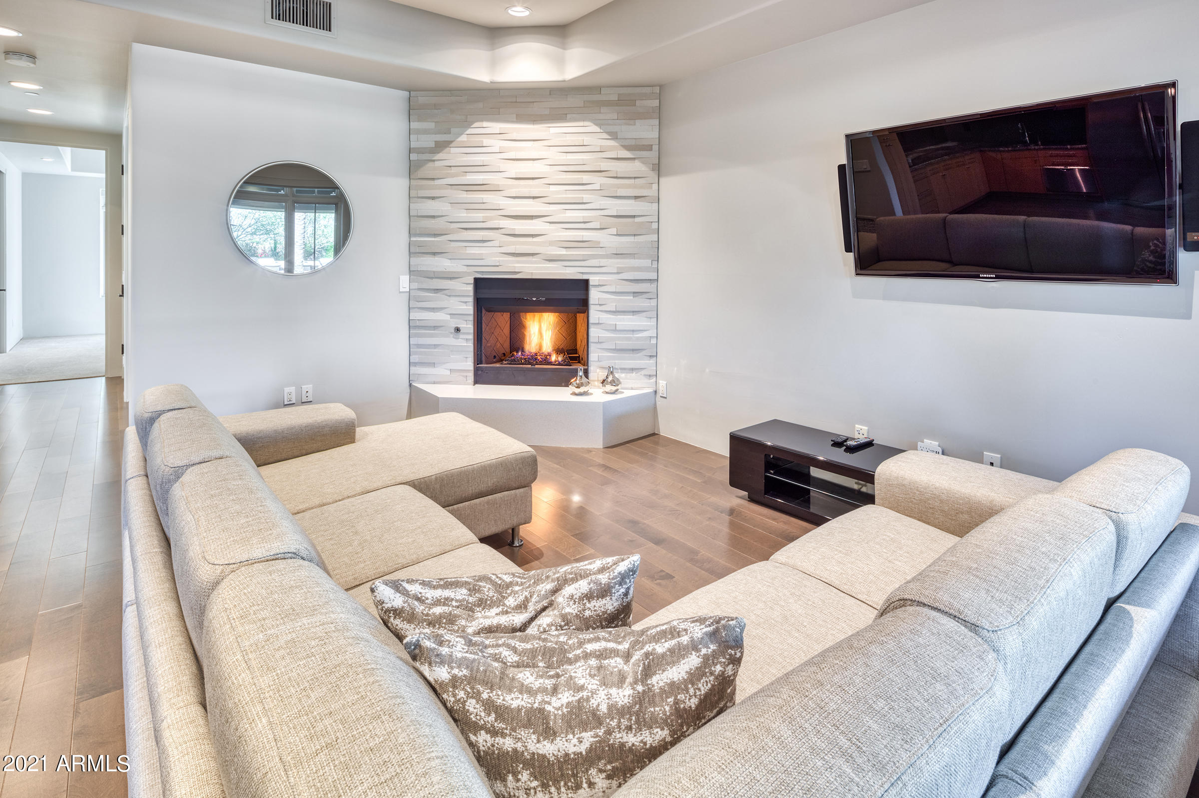 SHOEN ESTATES - Residential