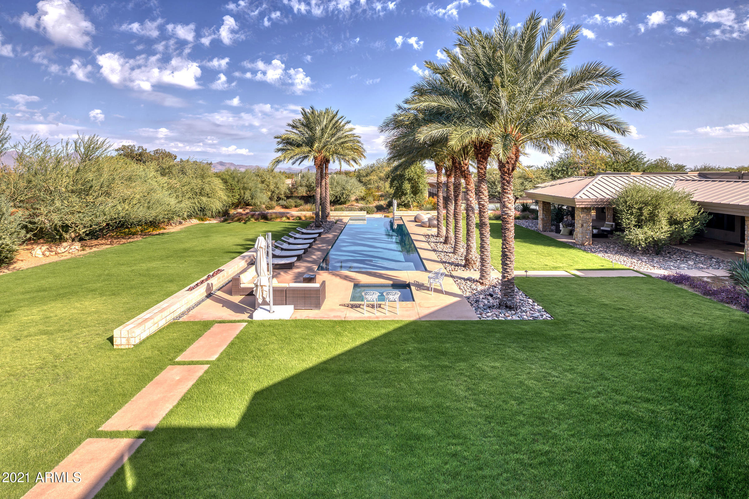 SHOEN ESTATES - Residential