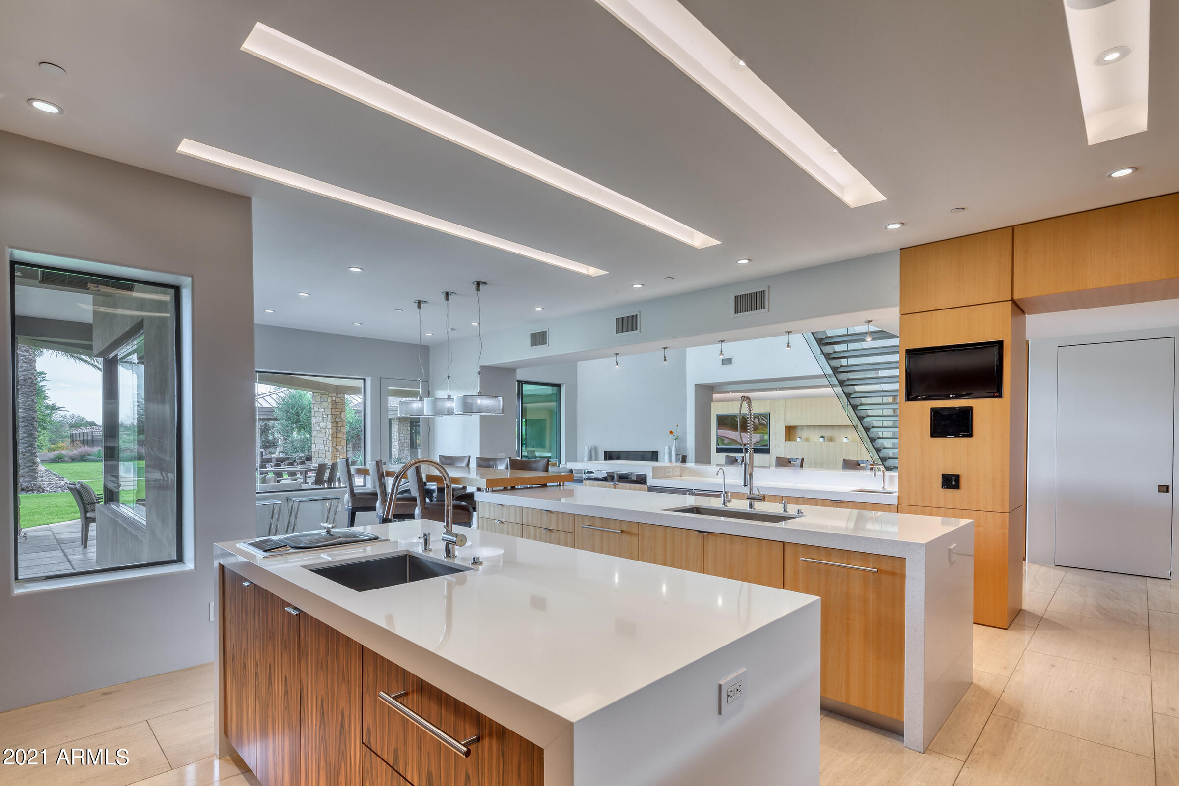 SHOEN ESTATES - Residential