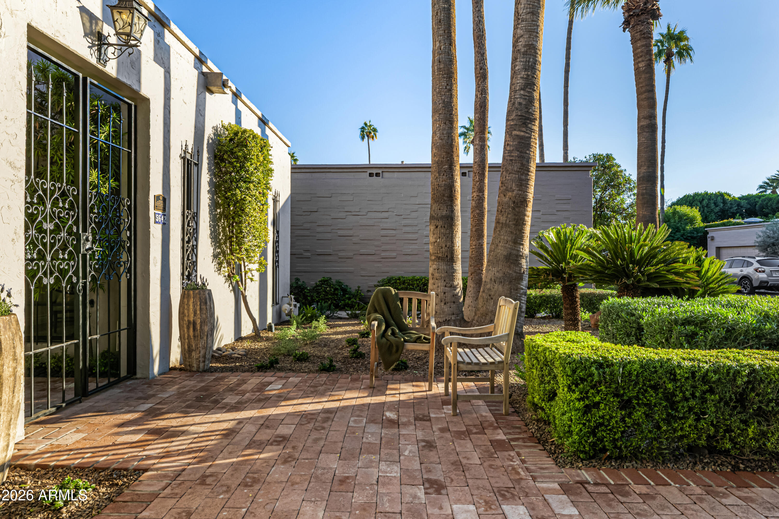 SCOTTSDALE NORTH - Residential