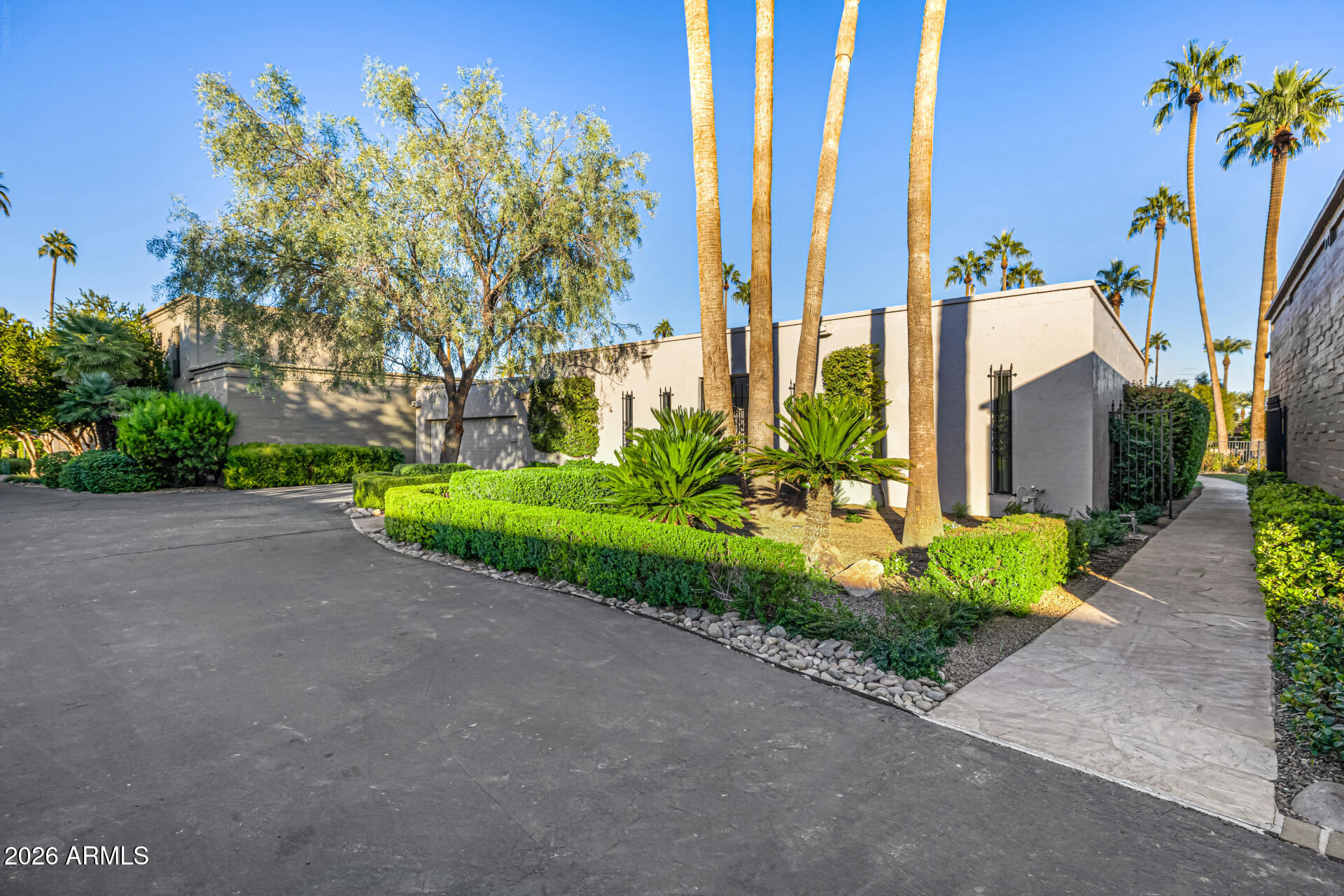 SCOTTSDALE NORTH - Residential