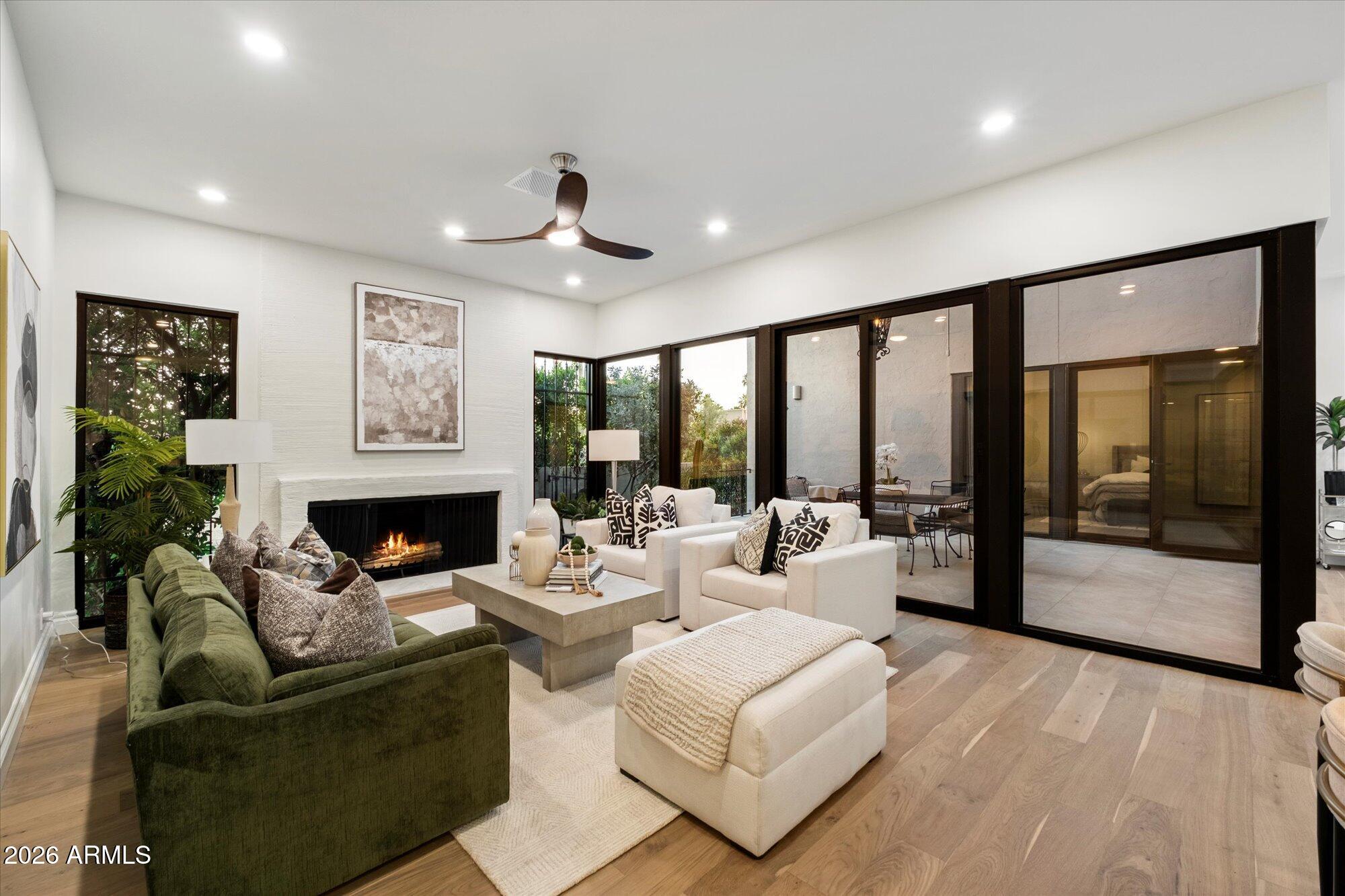 SCOTTSDALE NORTH - Residential