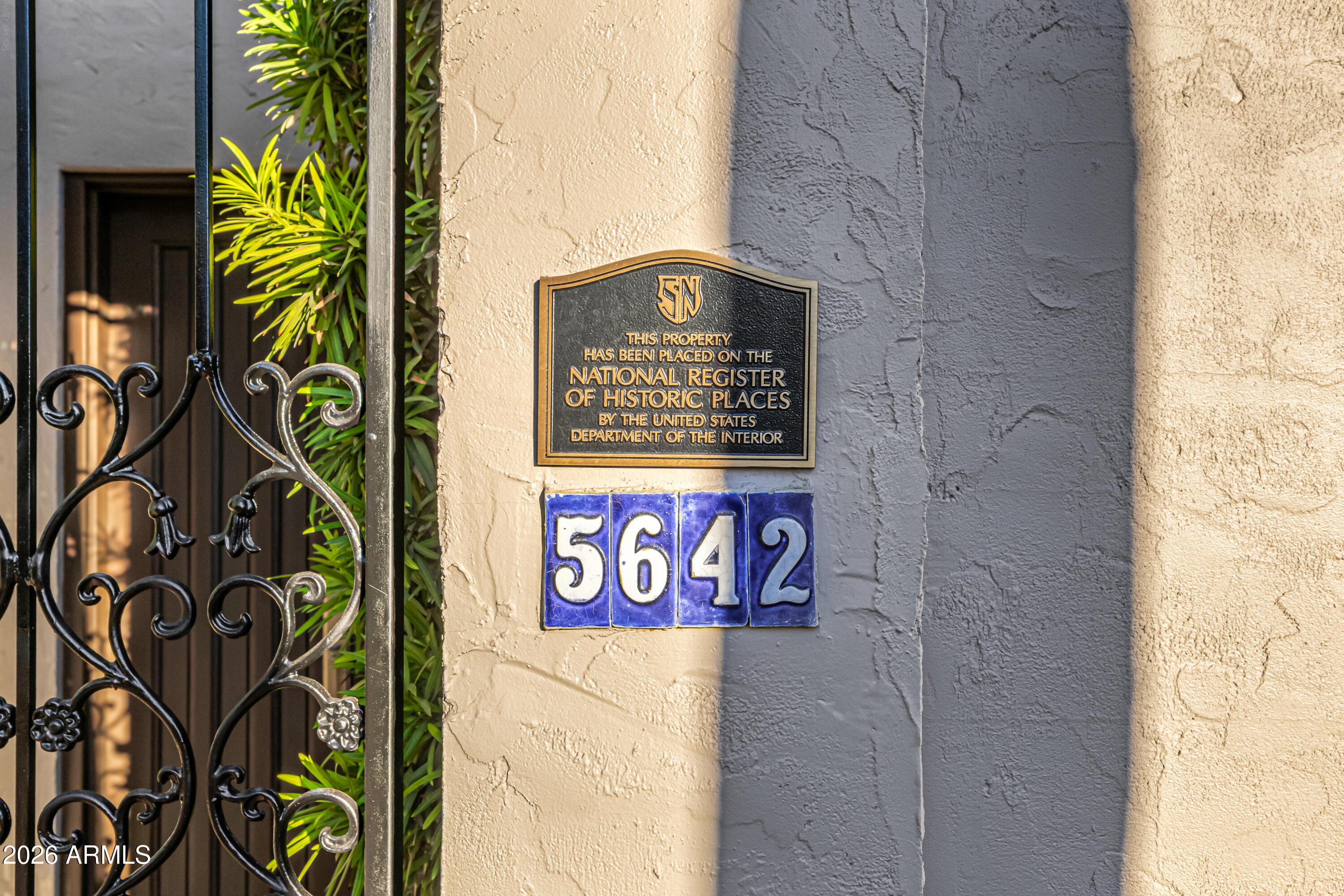 SCOTTSDALE NORTH - Residential