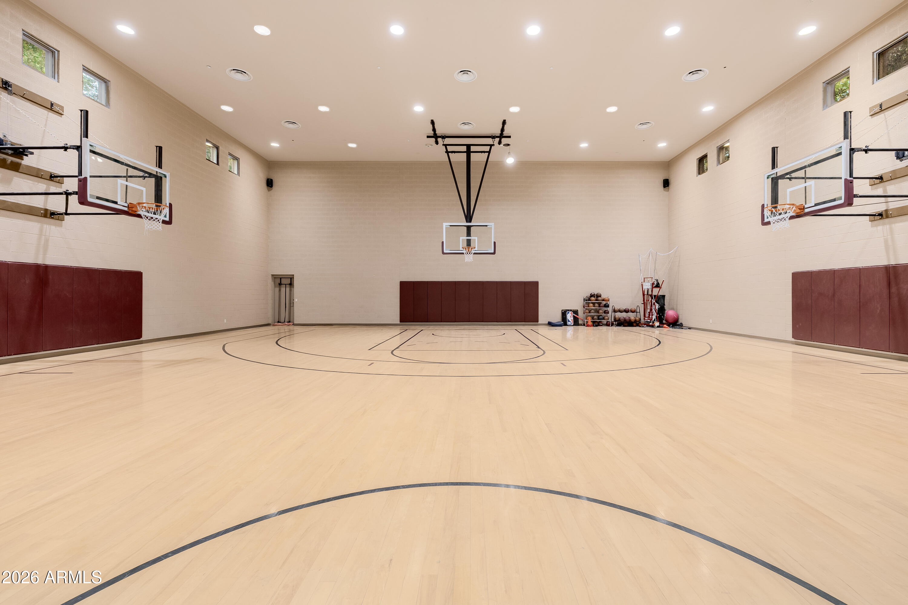 CARMICHAEL COURT - Residential