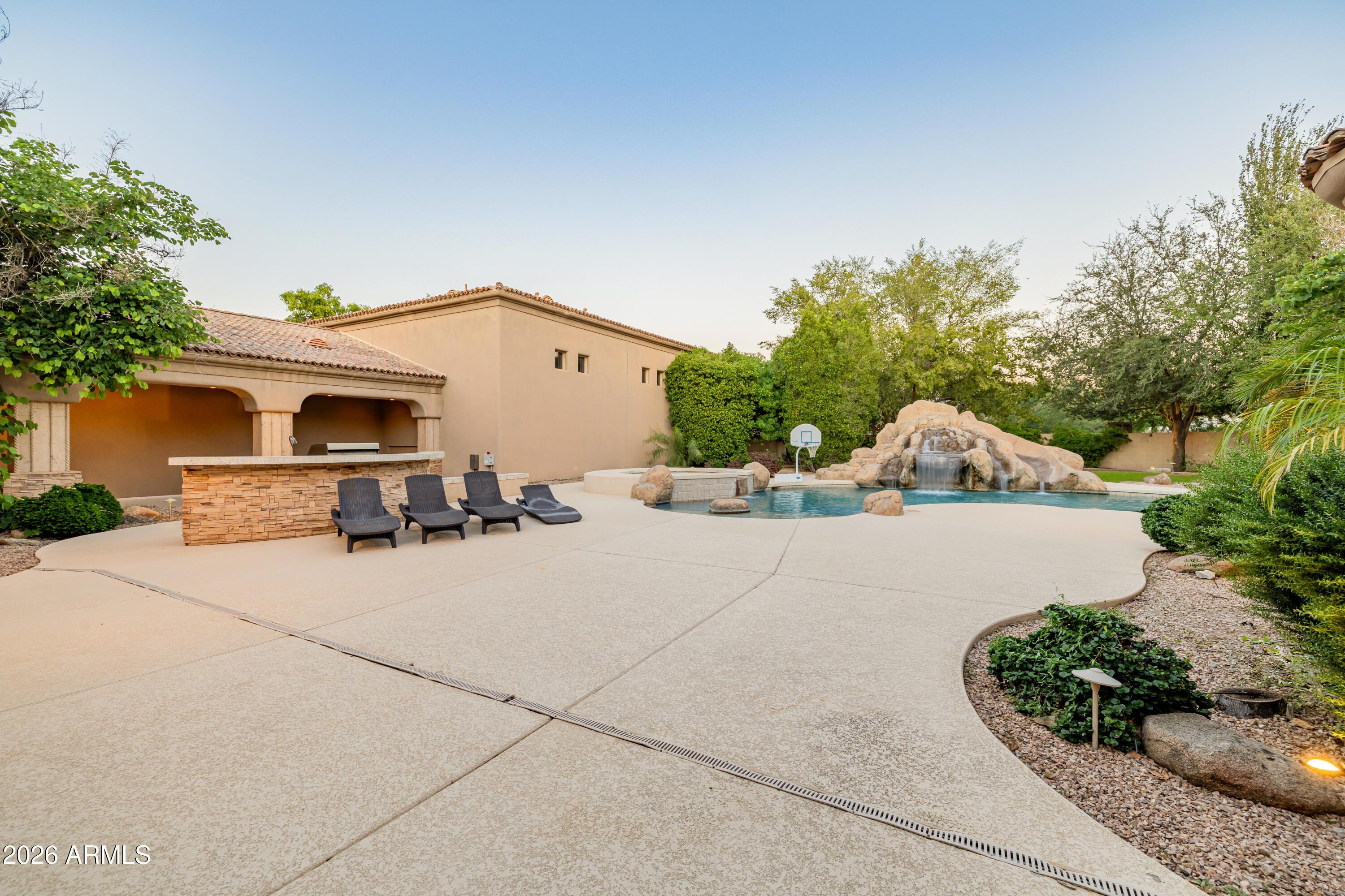 CARMICHAEL COURT - Residential