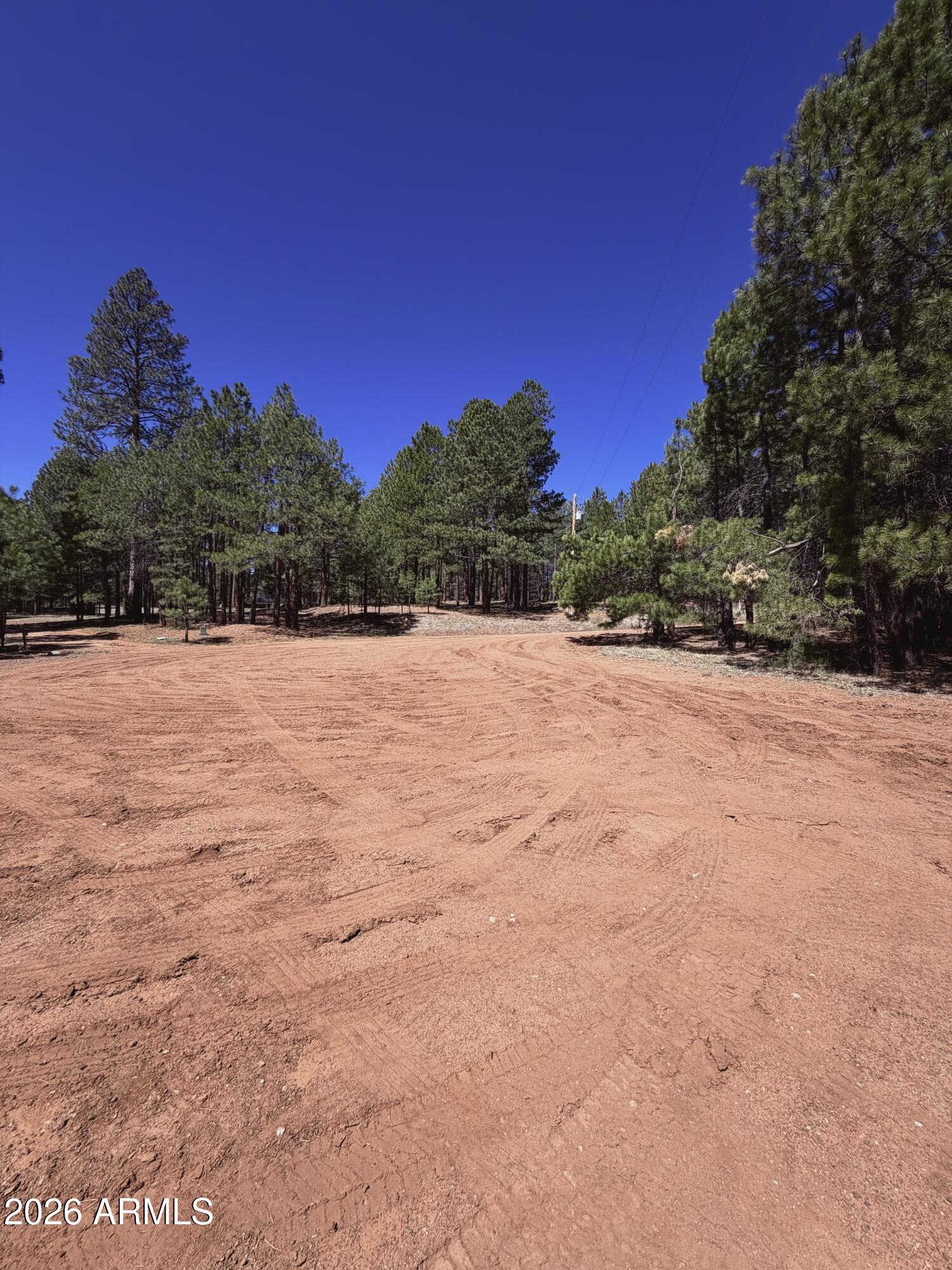 FOREST LAKES ESTATES 11 - Residential