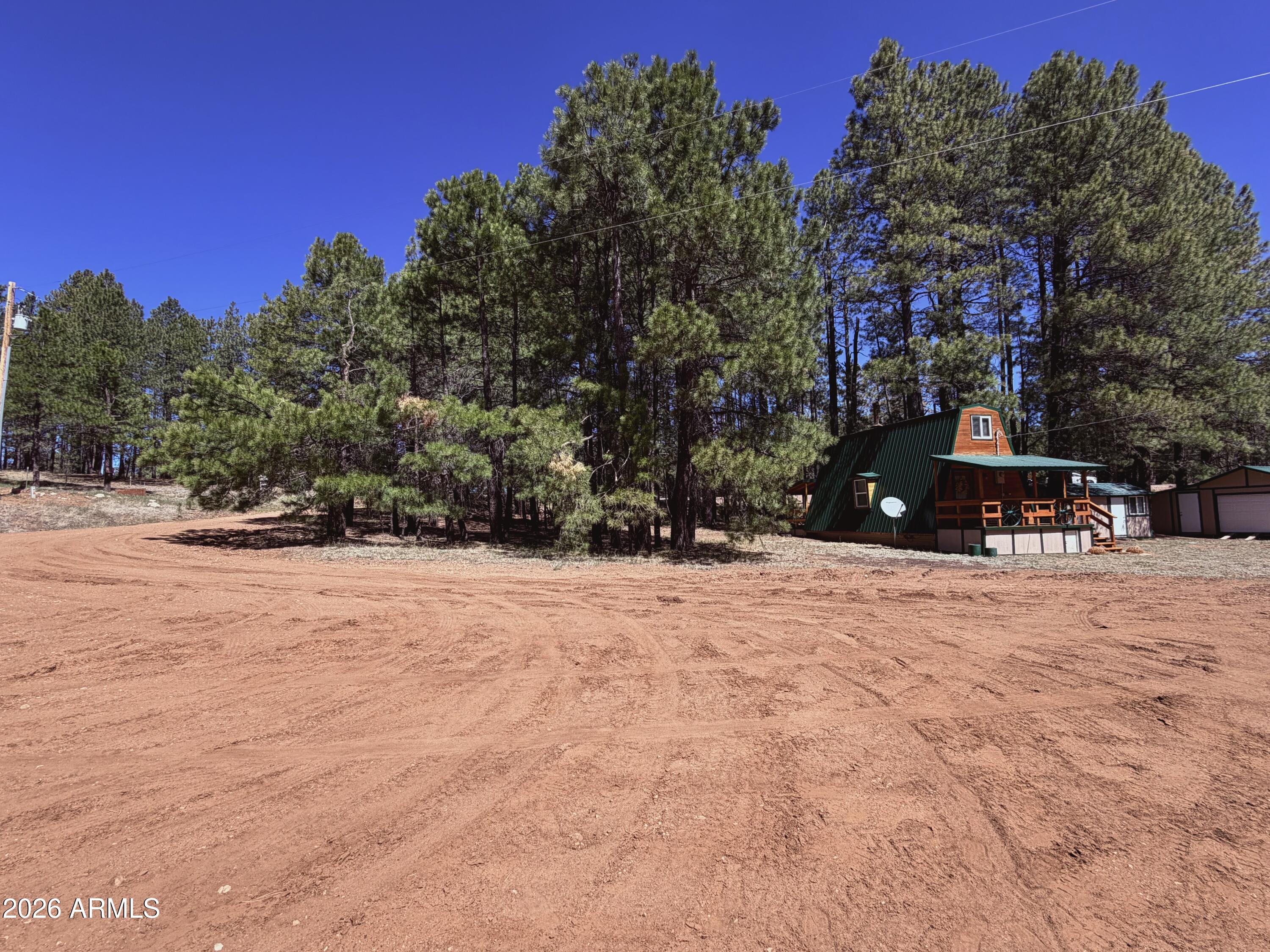 FOREST LAKES ESTATES 11 - Residential