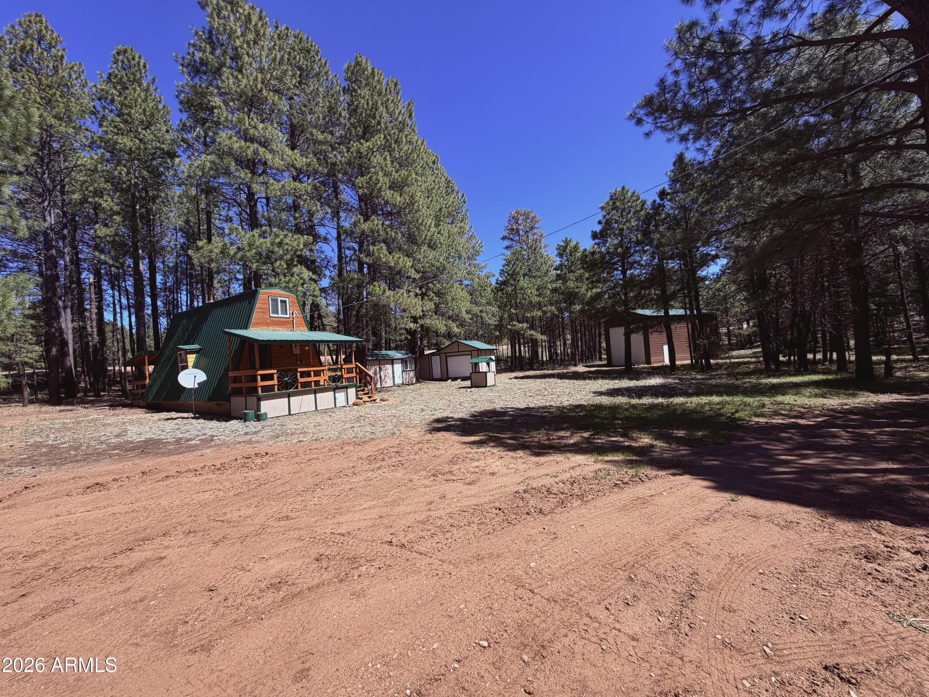 FOREST LAKES ESTATES 11 - Residential