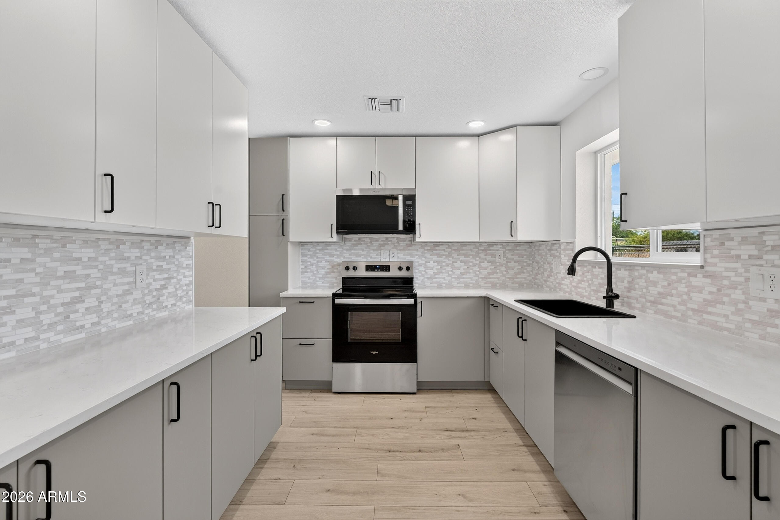 PALM SPRINGS UNIT TWELVE - Residential