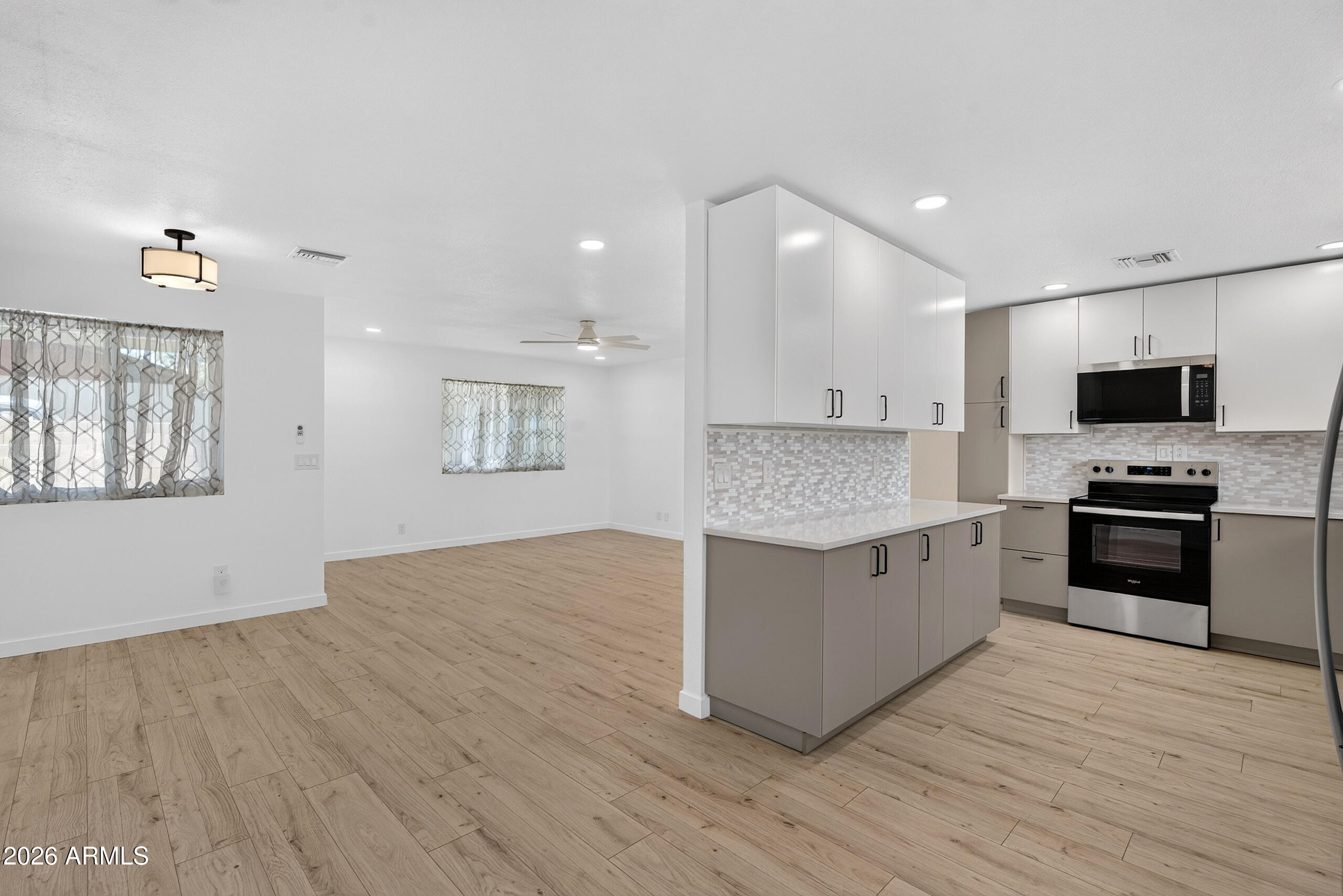 PALM SPRINGS UNIT TWELVE - Residential