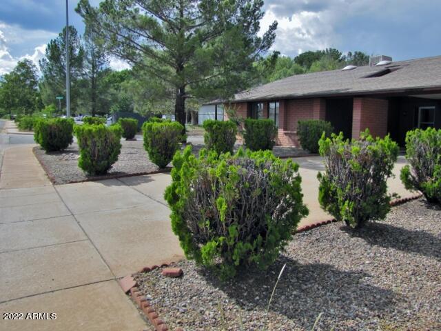 QUAIL HOLLOW - Residential Lease