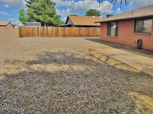 QUAIL HOLLOW - Residential Lease