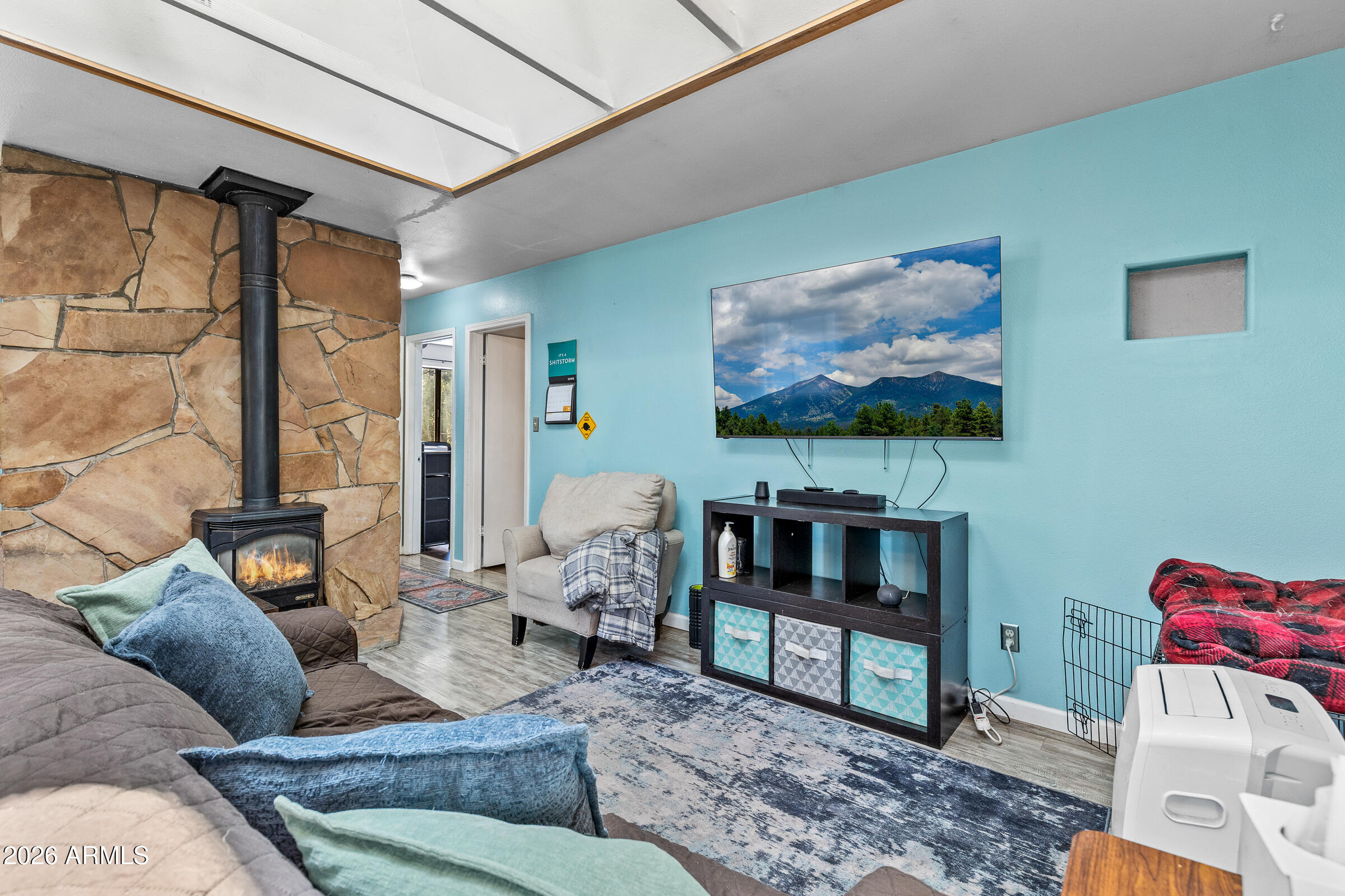 MOUNTAINAIRE - Residential
