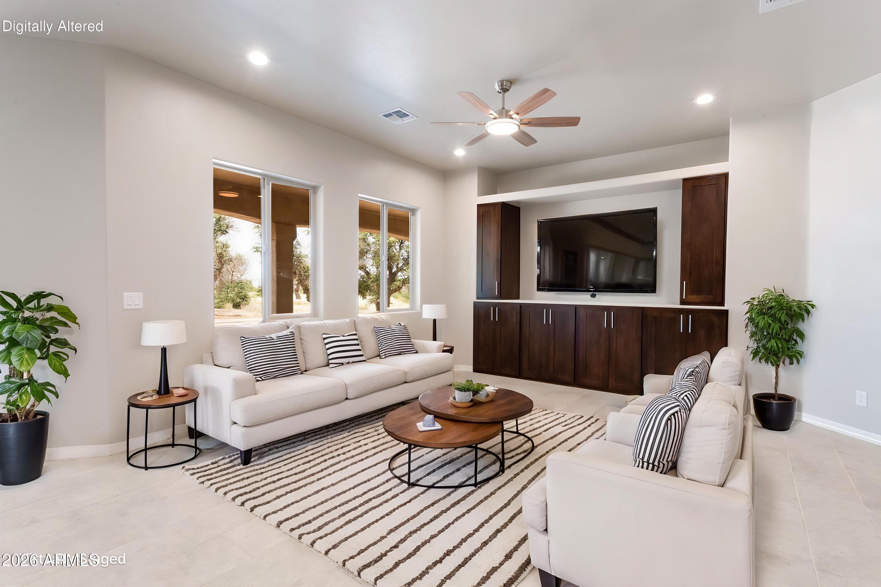THE OAKS - Residential