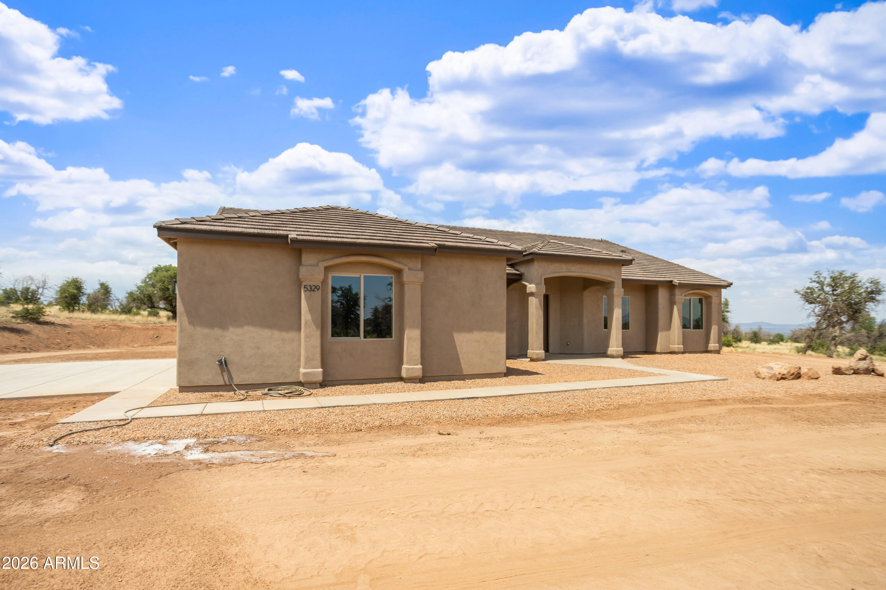 THE OAKS - Residential