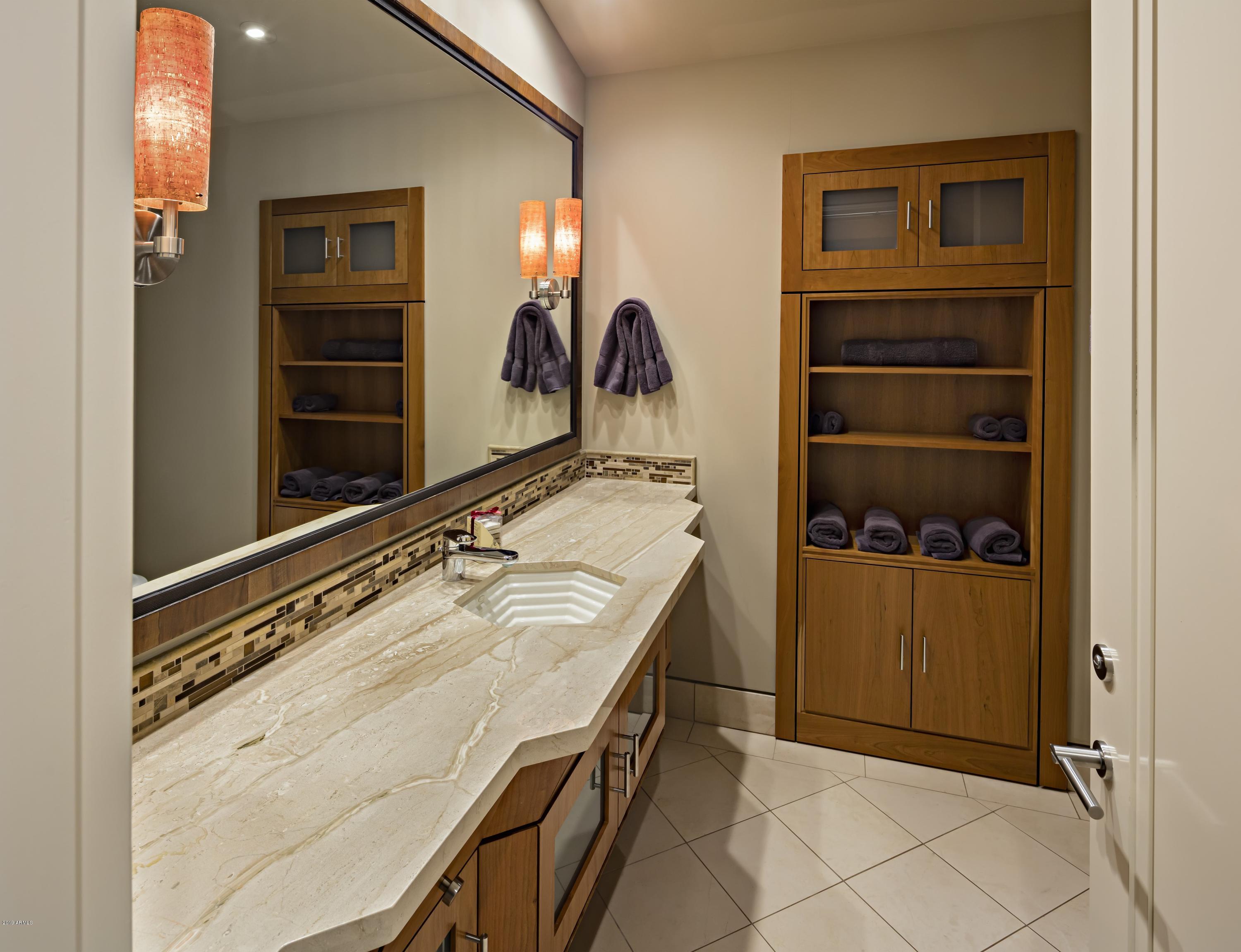 ESTANCIA - Residential