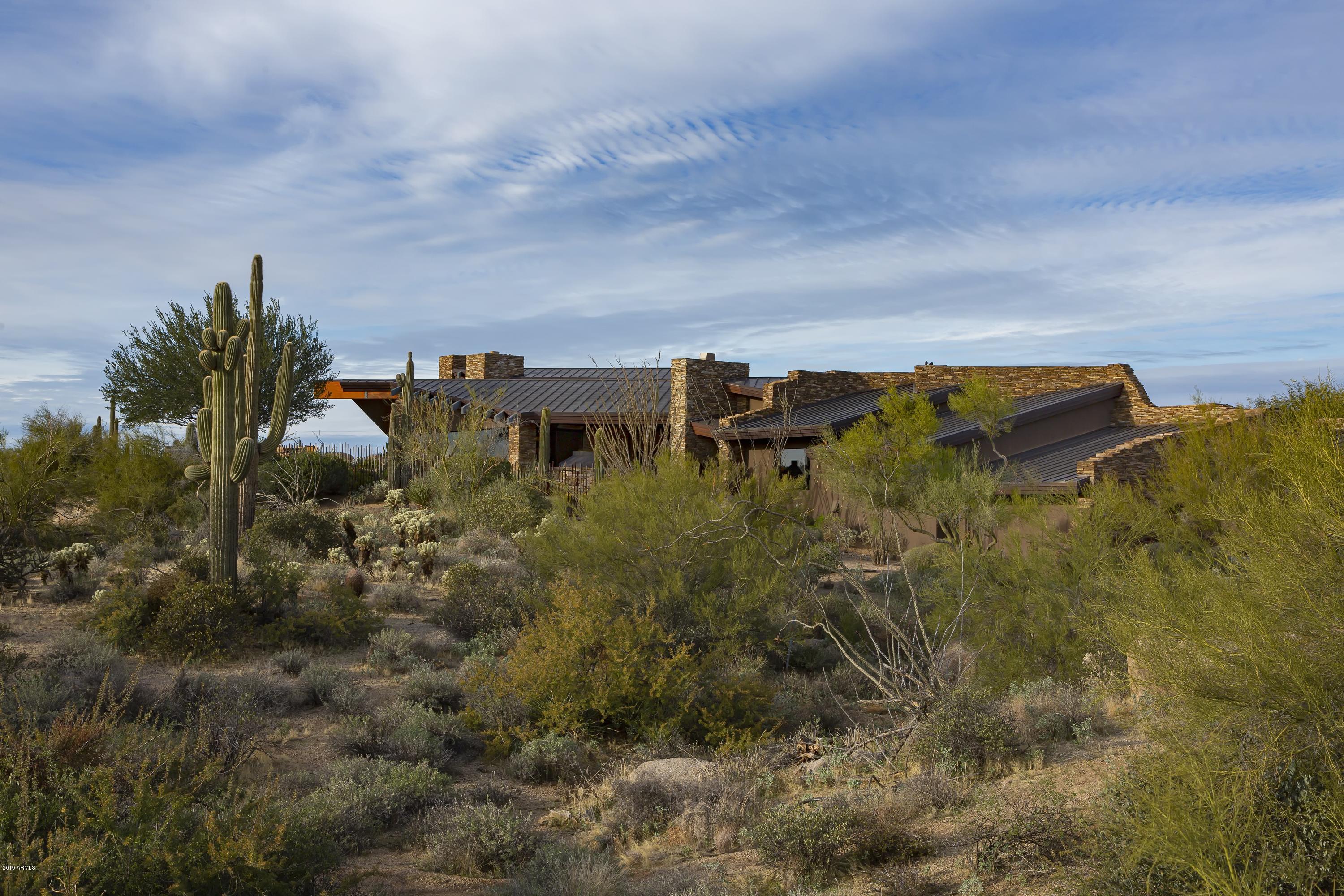 ESTANCIA - Residential