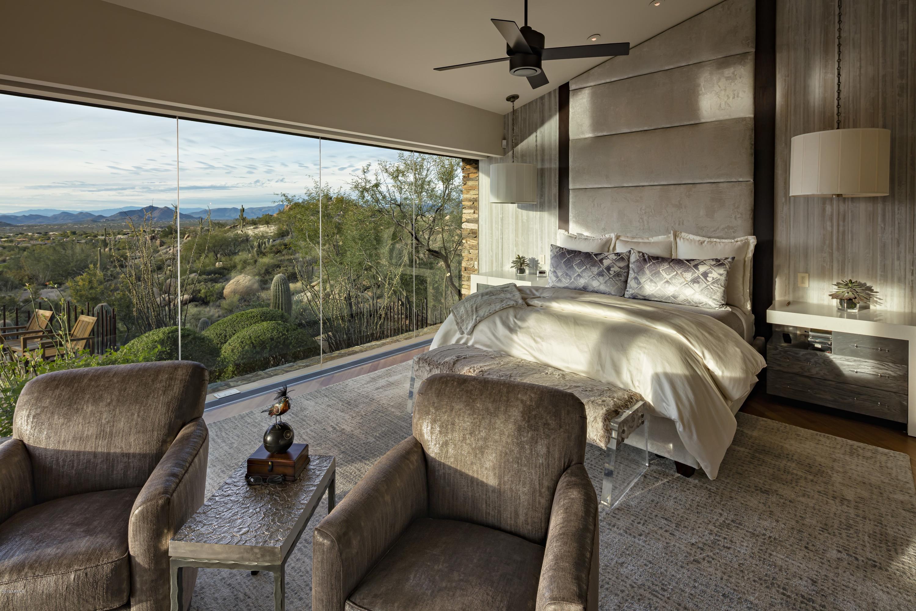 ESTANCIA - Residential