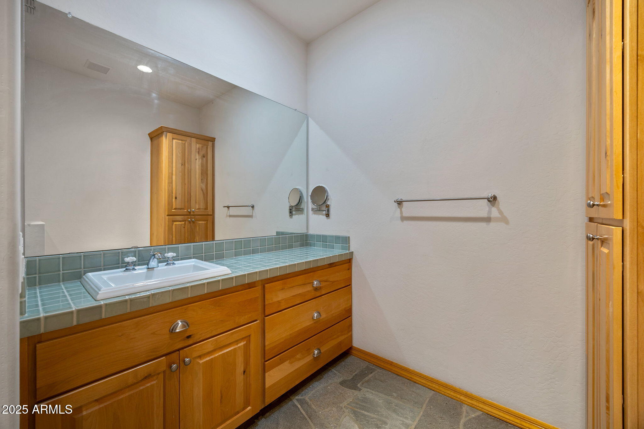 MOGOLLON ESTATES - Residential