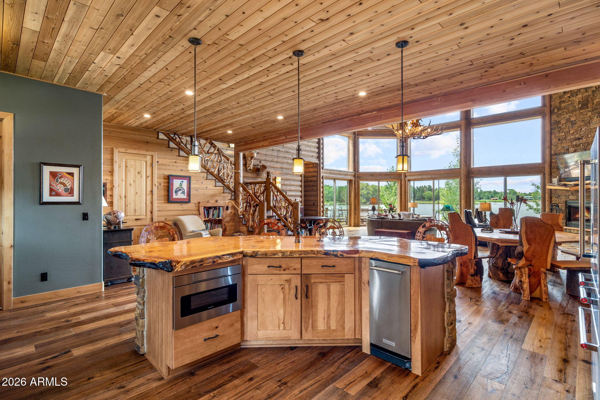 LAKESIDE UNSUBDIVIDED - Residential