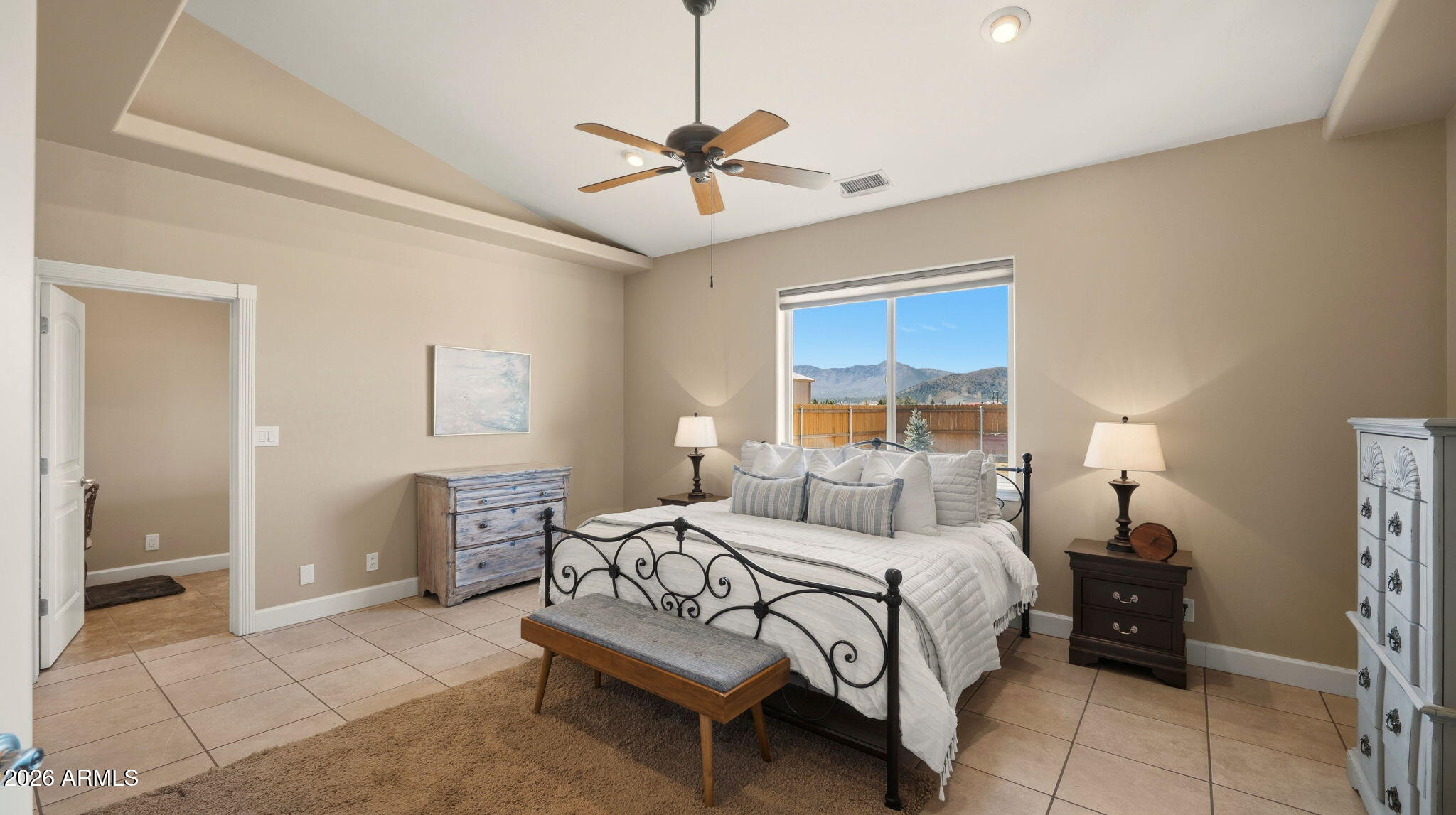 SLAYTON RANCH EST UNIT 01 LOT:34 SIXTEENTH: SW QUARTER: NE SECTION: 24 TOWNSHIP: 22N RANGE: 08E - Residential