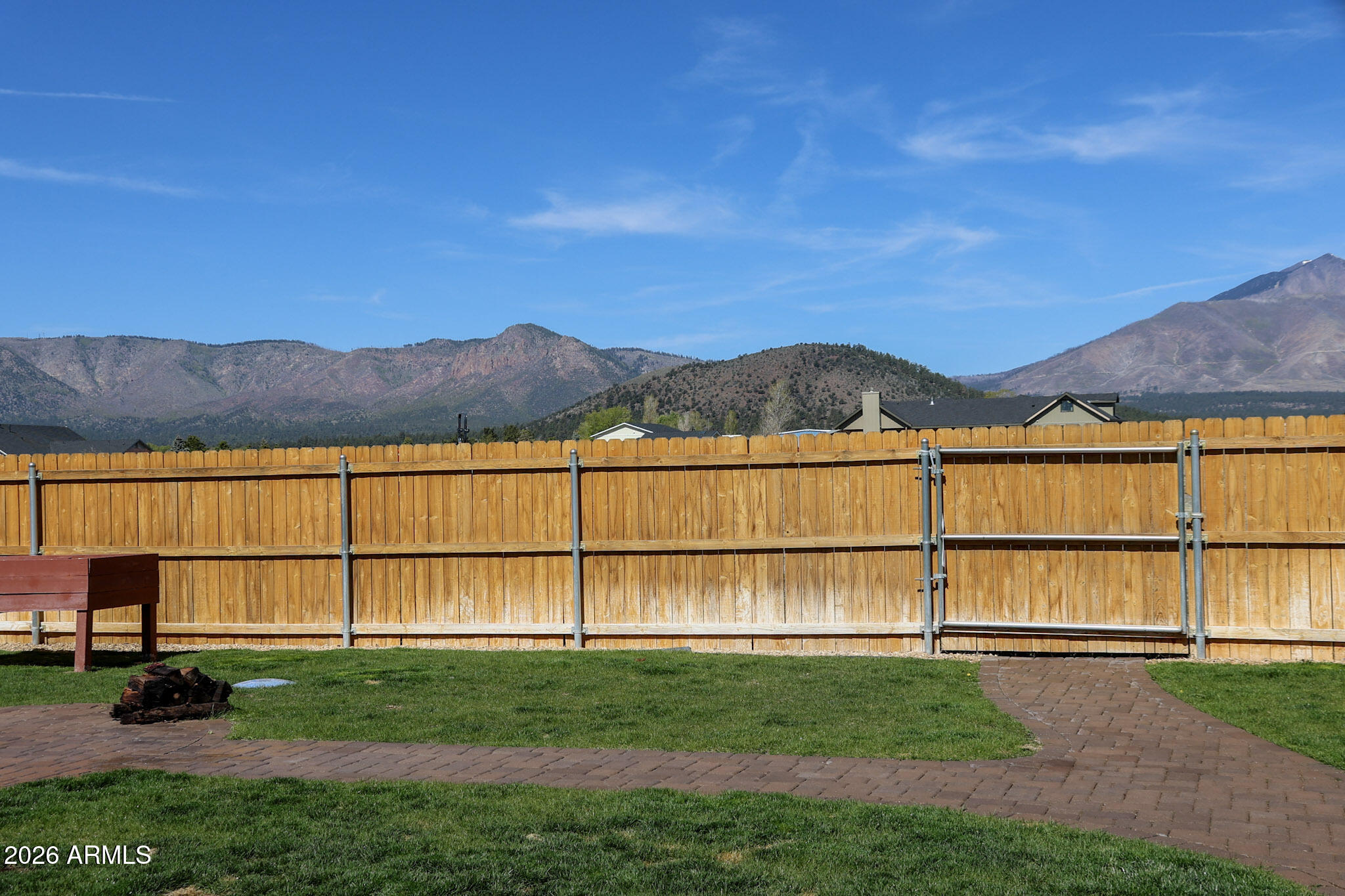 SLAYTON RANCH EST UNIT 01 LOT:34 SIXTEENTH: SW QUARTER: NE SECTION: 24 TOWNSHIP: 22N RANGE: 08E - Residential